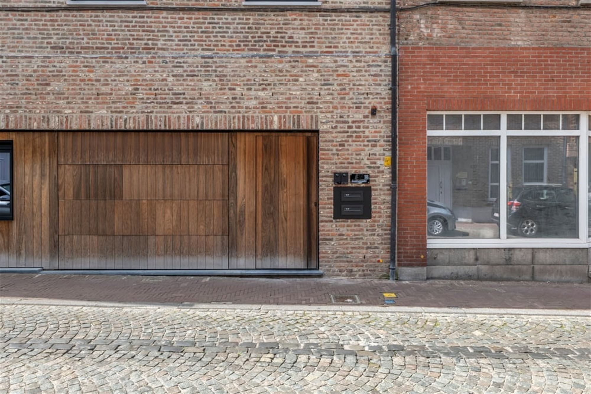 PRACHTIG GERENOVEERD APPARTEMENT MET 2 TERRASSEN TE HUUR MIDDENIN HET CENTRUM VAN SINT-TRUIDEN  foto 31
