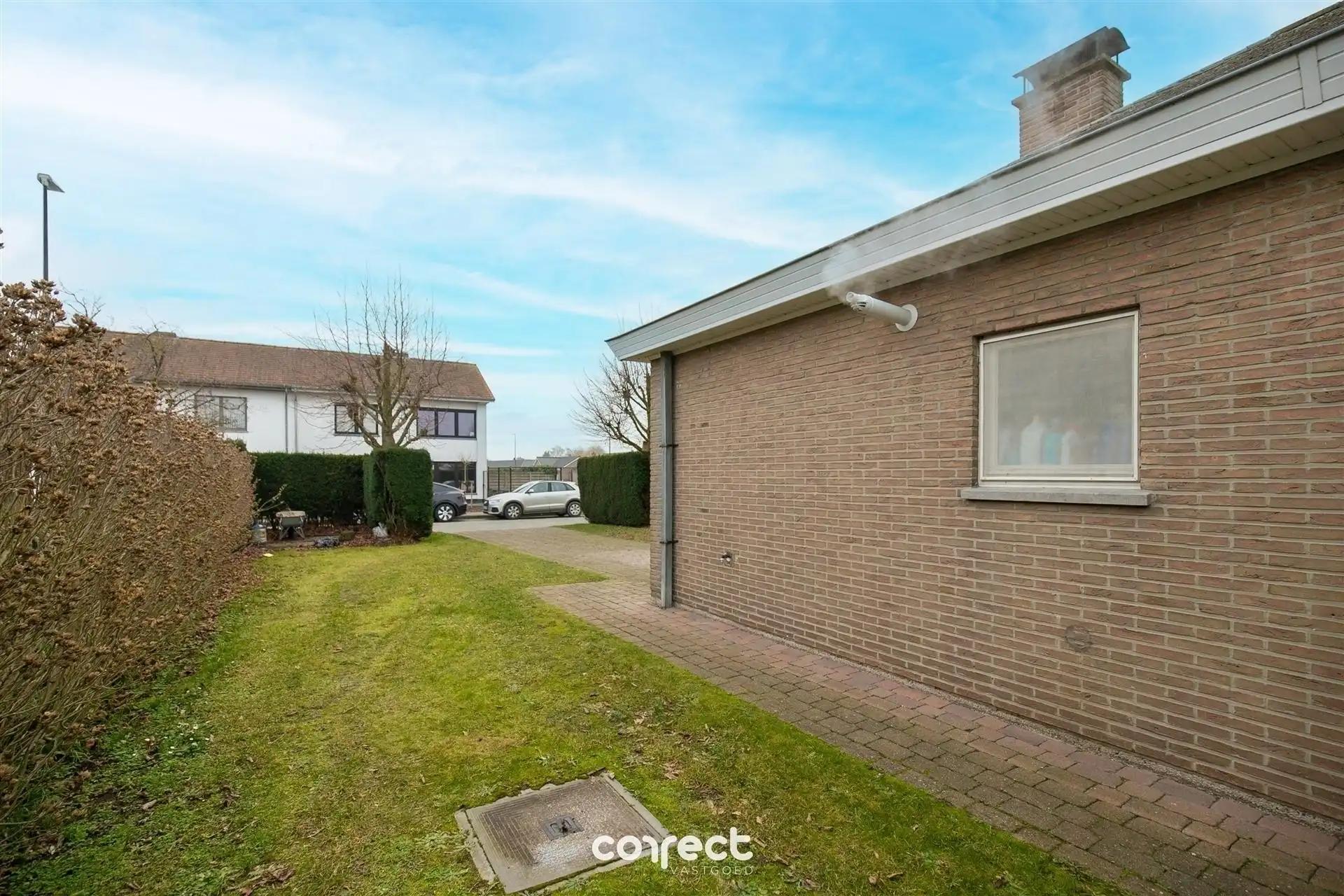 Gerenoveerde laagbouwvilla met 3 slaapkamers. foto 5