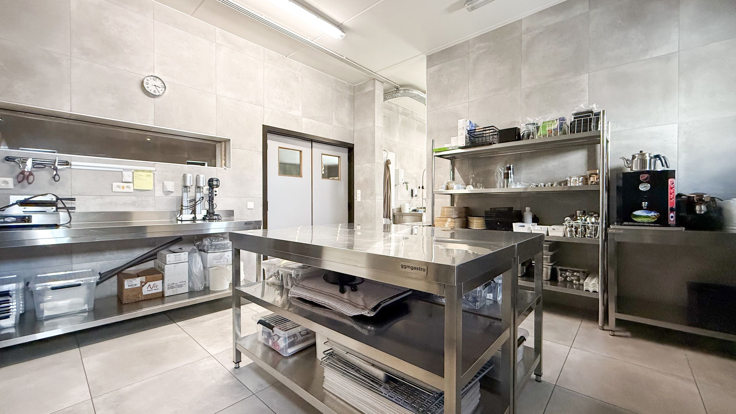 Prachtig handelspand met woonst op toplocatie (40are grond)! foto 21