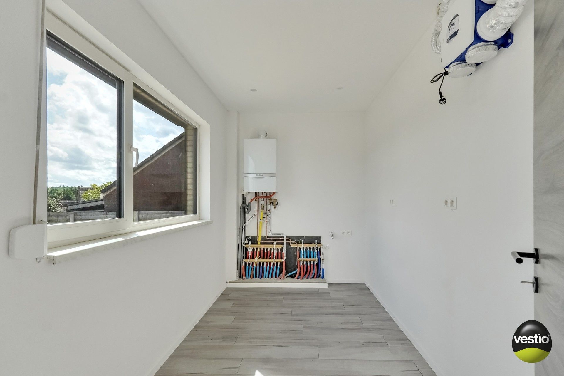 GERENOVEERDE WONING MET 5 SLAAPKAMERS foto 8