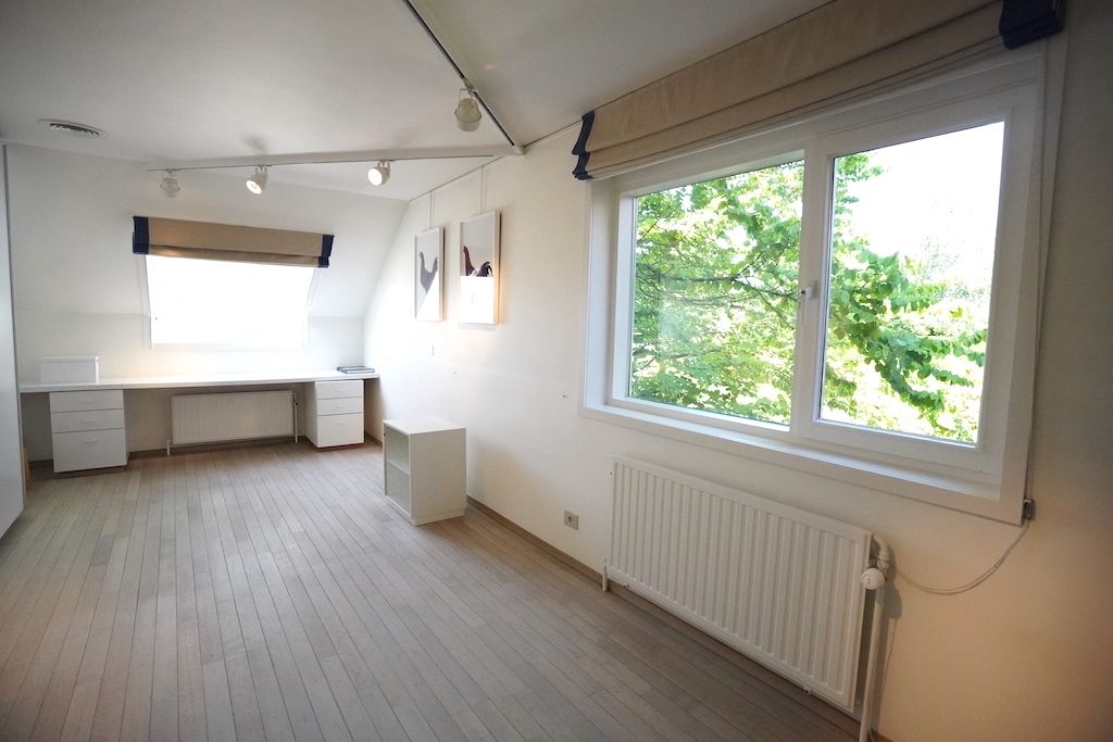 Ruime villa met grote dokterspraktijk (135 m²)! foto 20