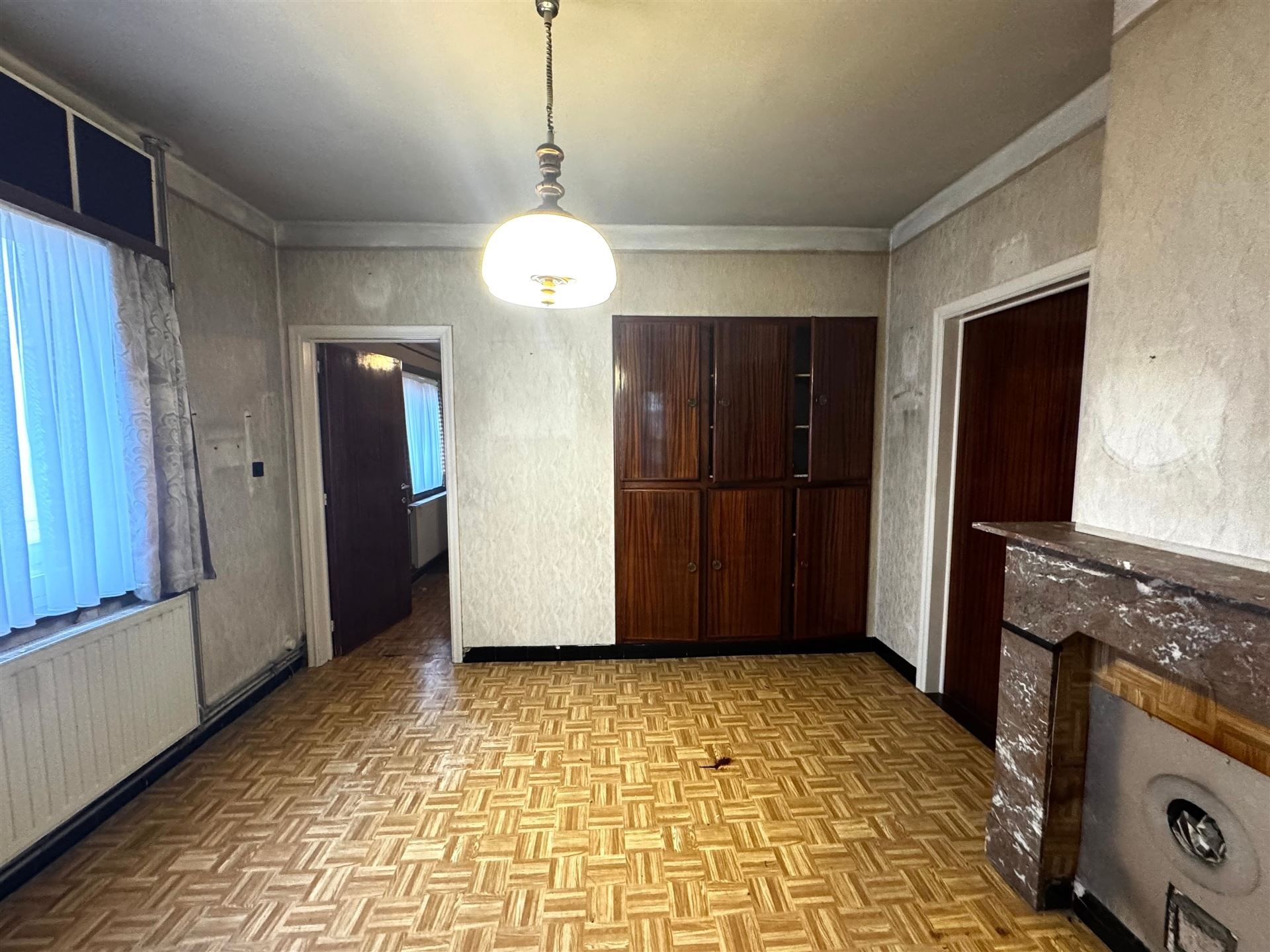 Halfopen te verbouwen woning op rustige locatie in Maasmechelen foto 6