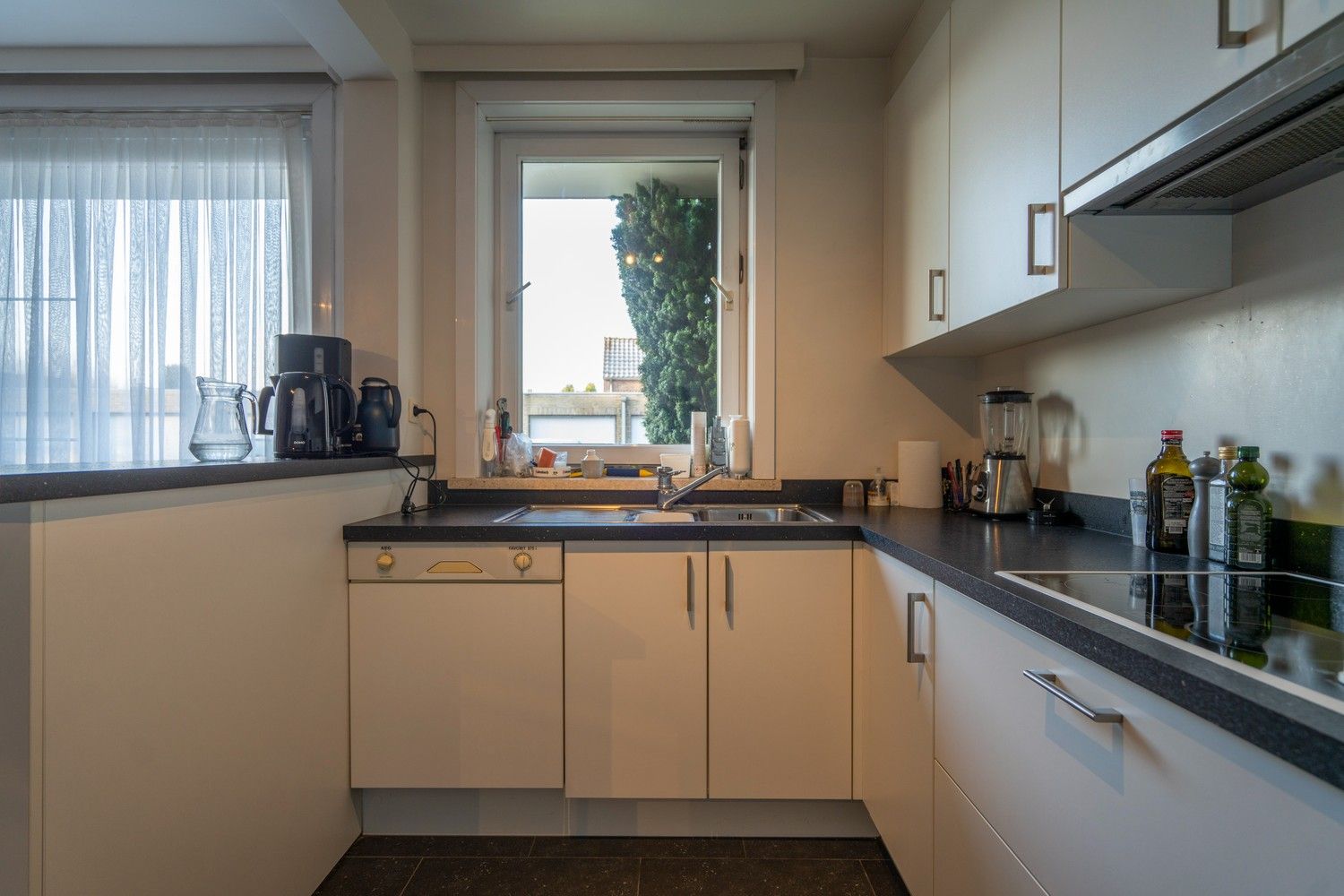 GELIJKVLOERS APPARTEMENT foto 5