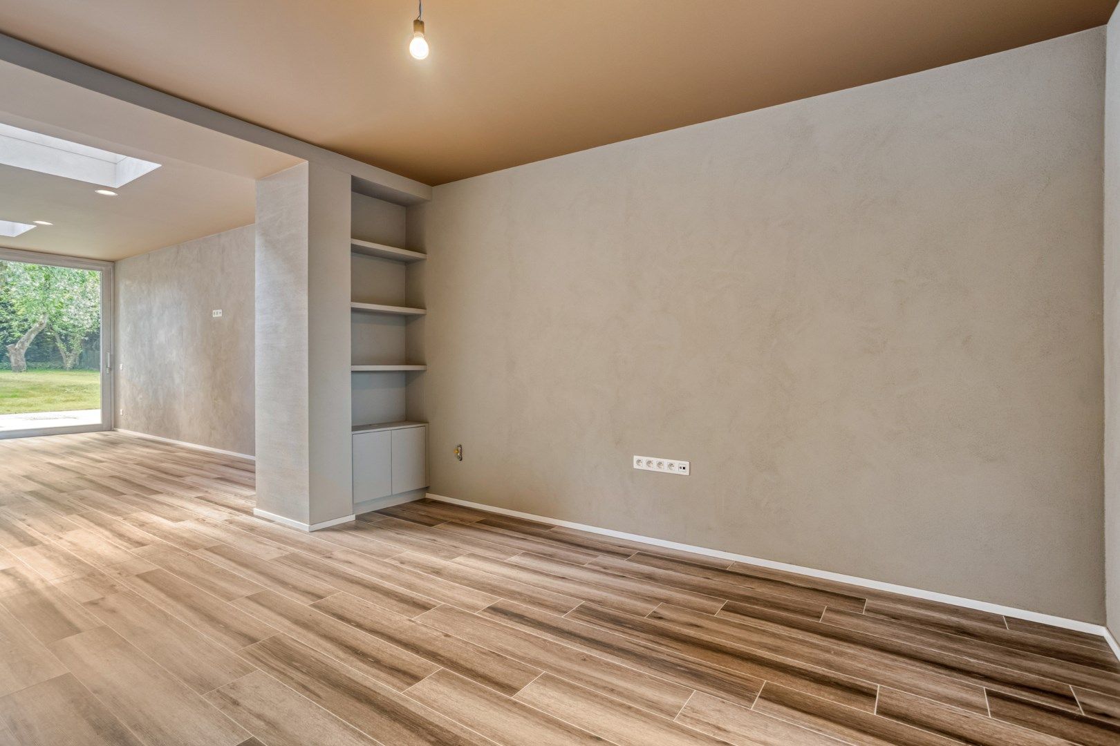 Gerenoveerde parel met 3 slaapkamers, dubbele garage op 540m² - EPC A! foto 7