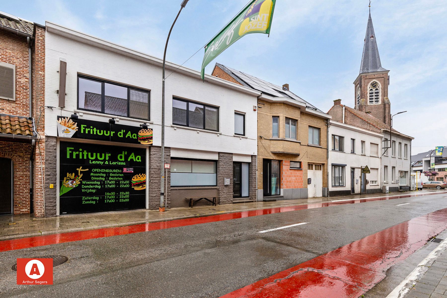 Woning met afzonderlijk handelspand/opslagplaats van 220m² foto 1