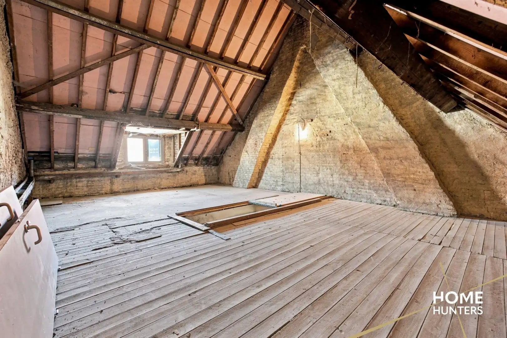 Veelzijdige handelswoning met tal van mogelijkheden op commerciële locatie in Roeselare! foto 20