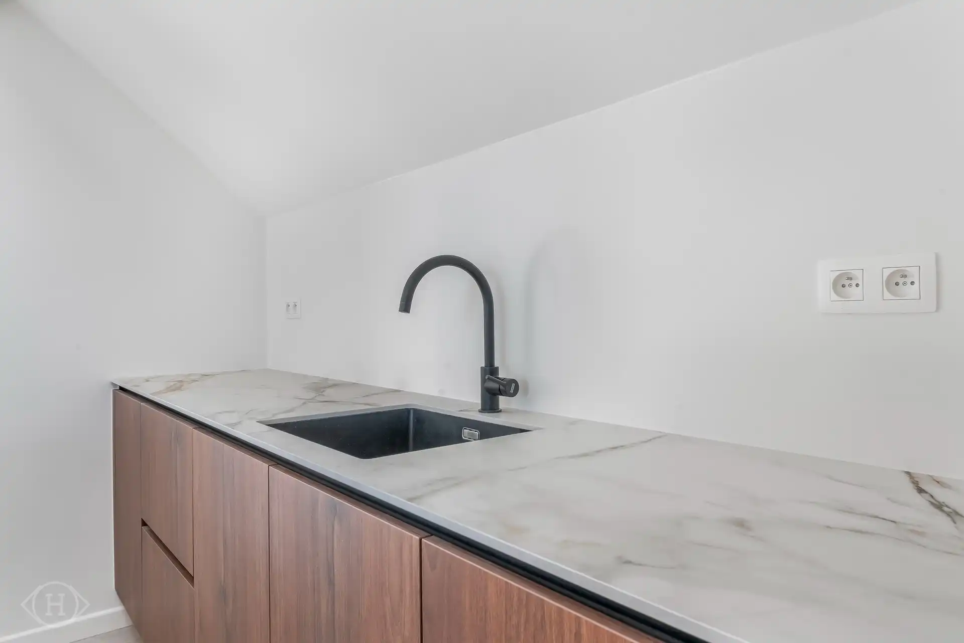 Luxe 3-slaapkamerappartement met ruim terras foto 34
