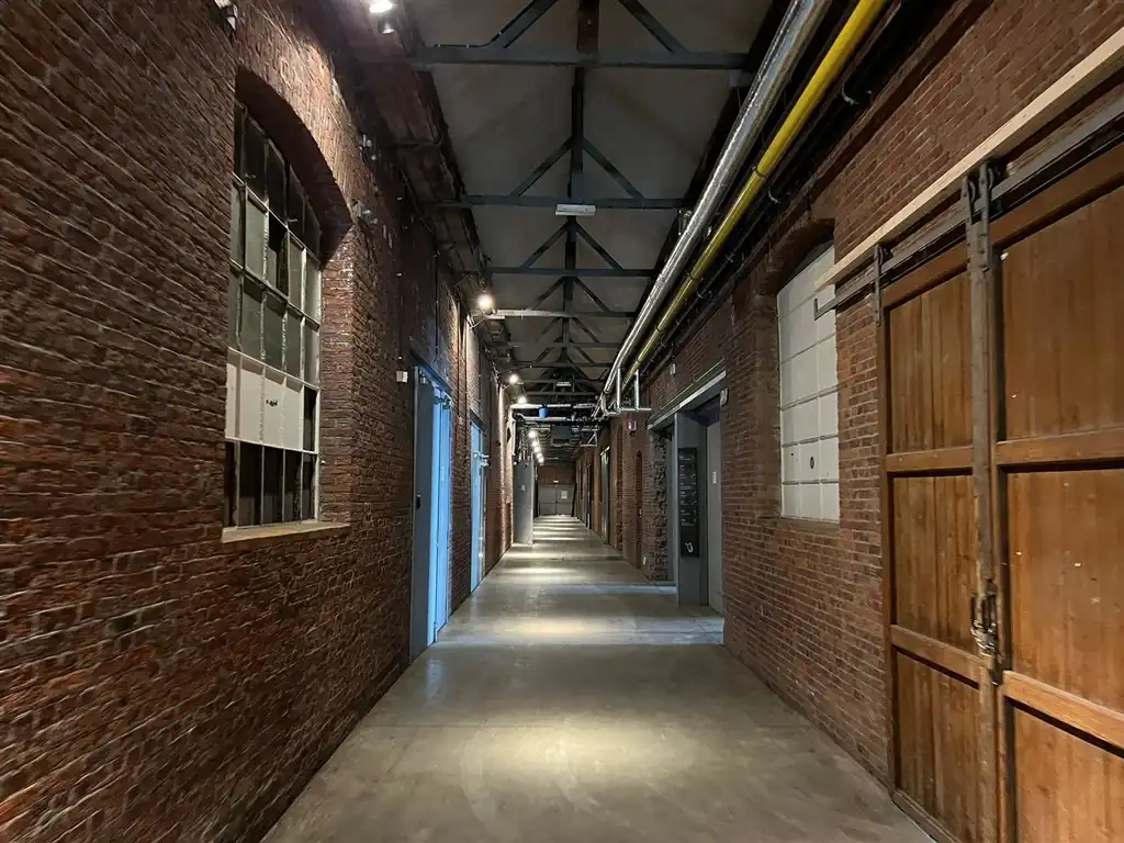 WIEDAUWKAAI 25 GENT - ESKIMOFABRIEK foto 2