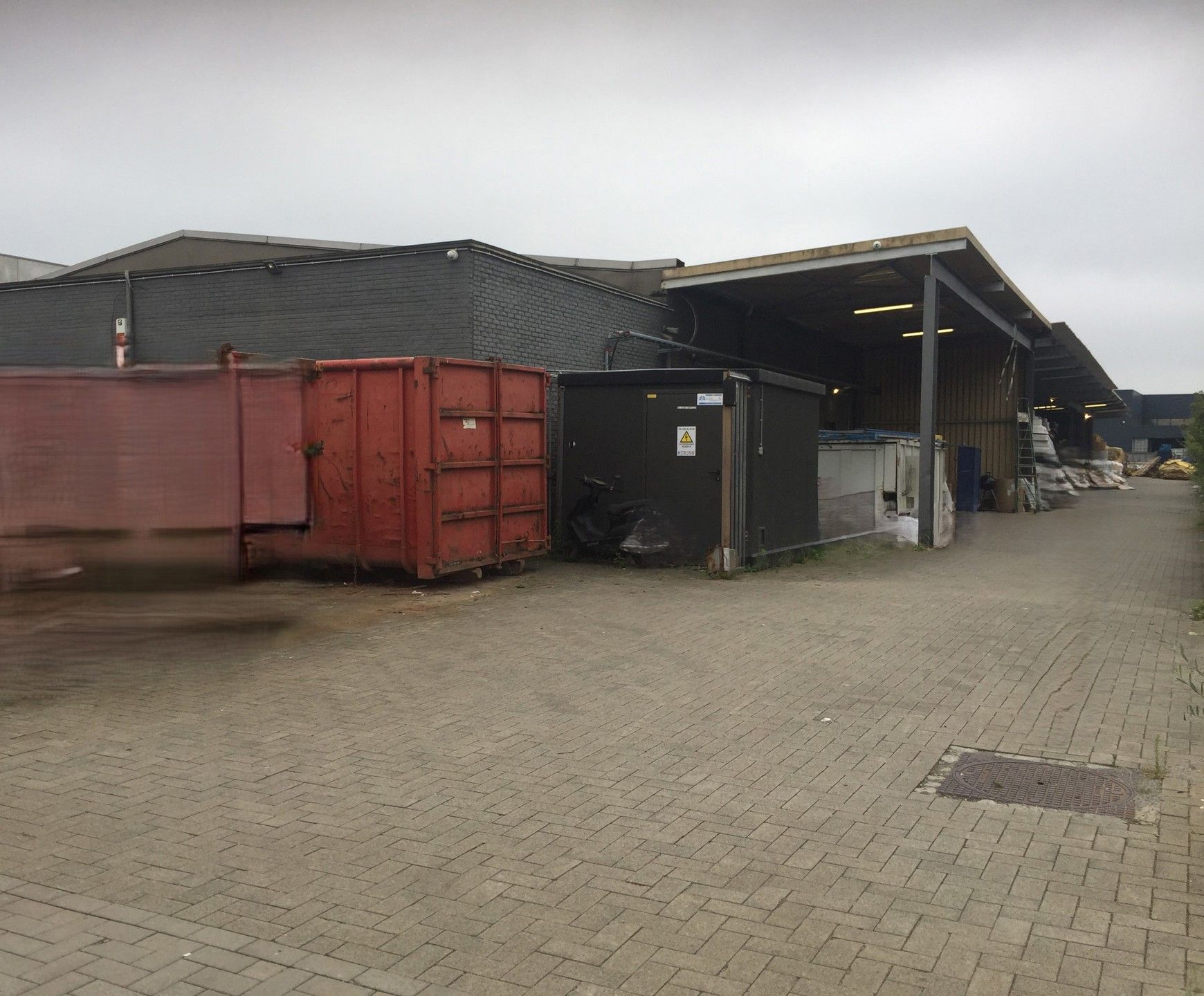 Magazijn te huur foto 9