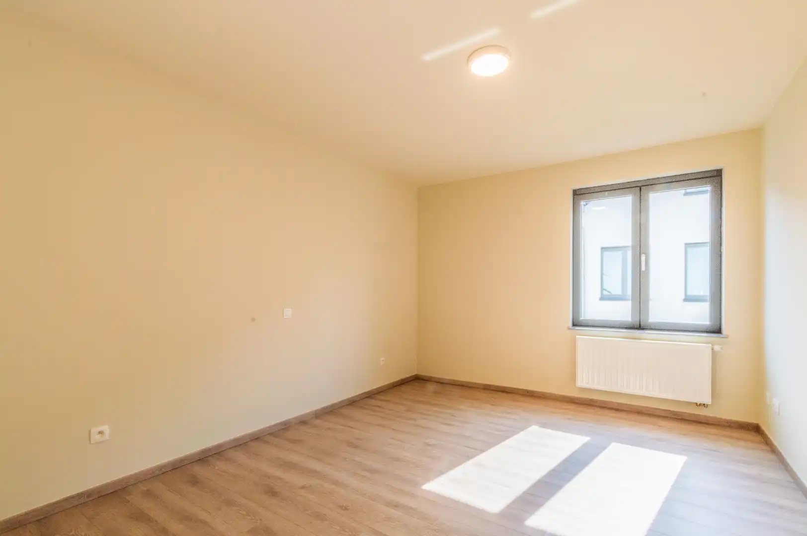 Een aangenaam, ruim duplex-appartement te Halle centrum! foto 17