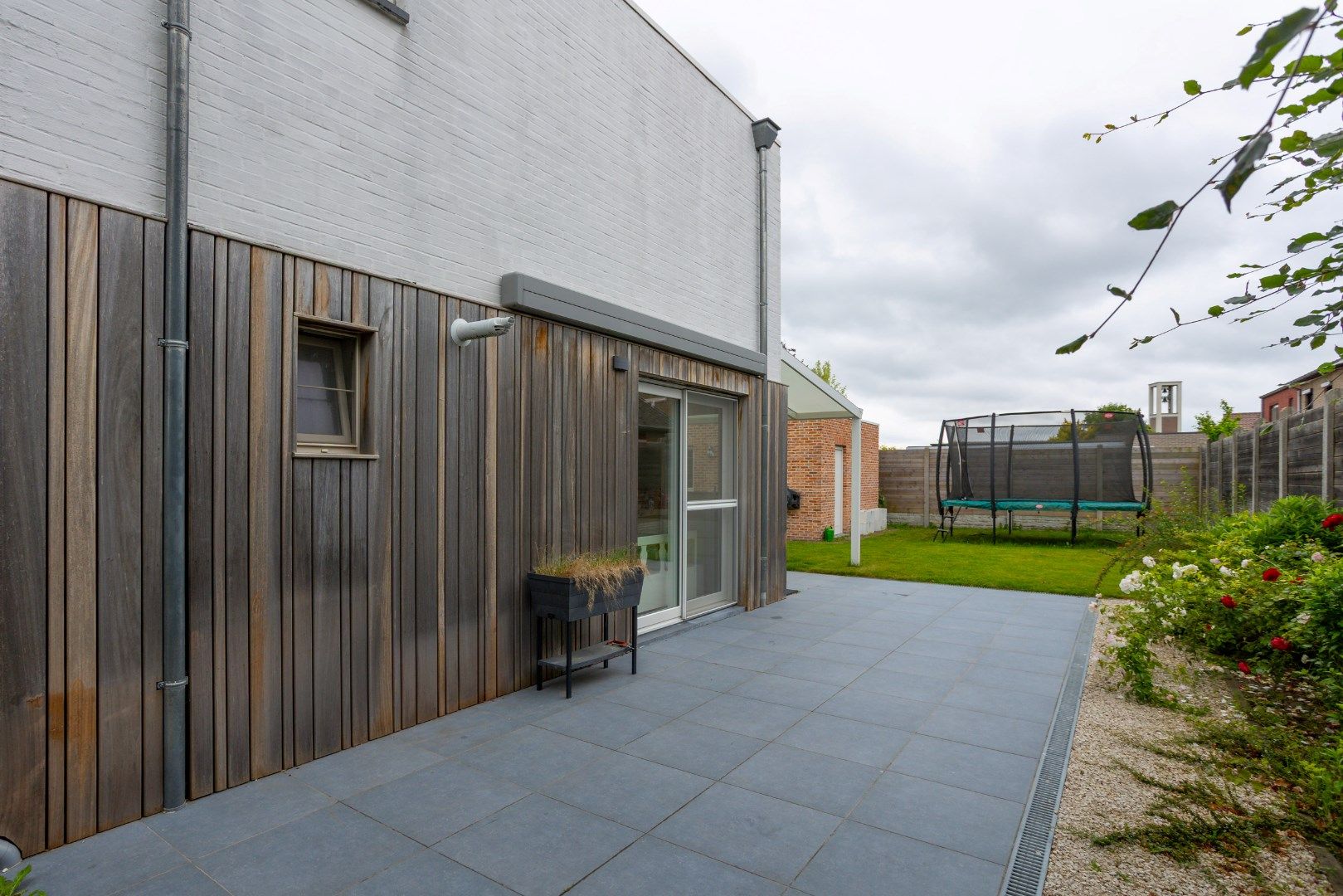 Deze vrijstaande woning gelegen op een perceel van 6a45ca wordt verkocht! foto 32