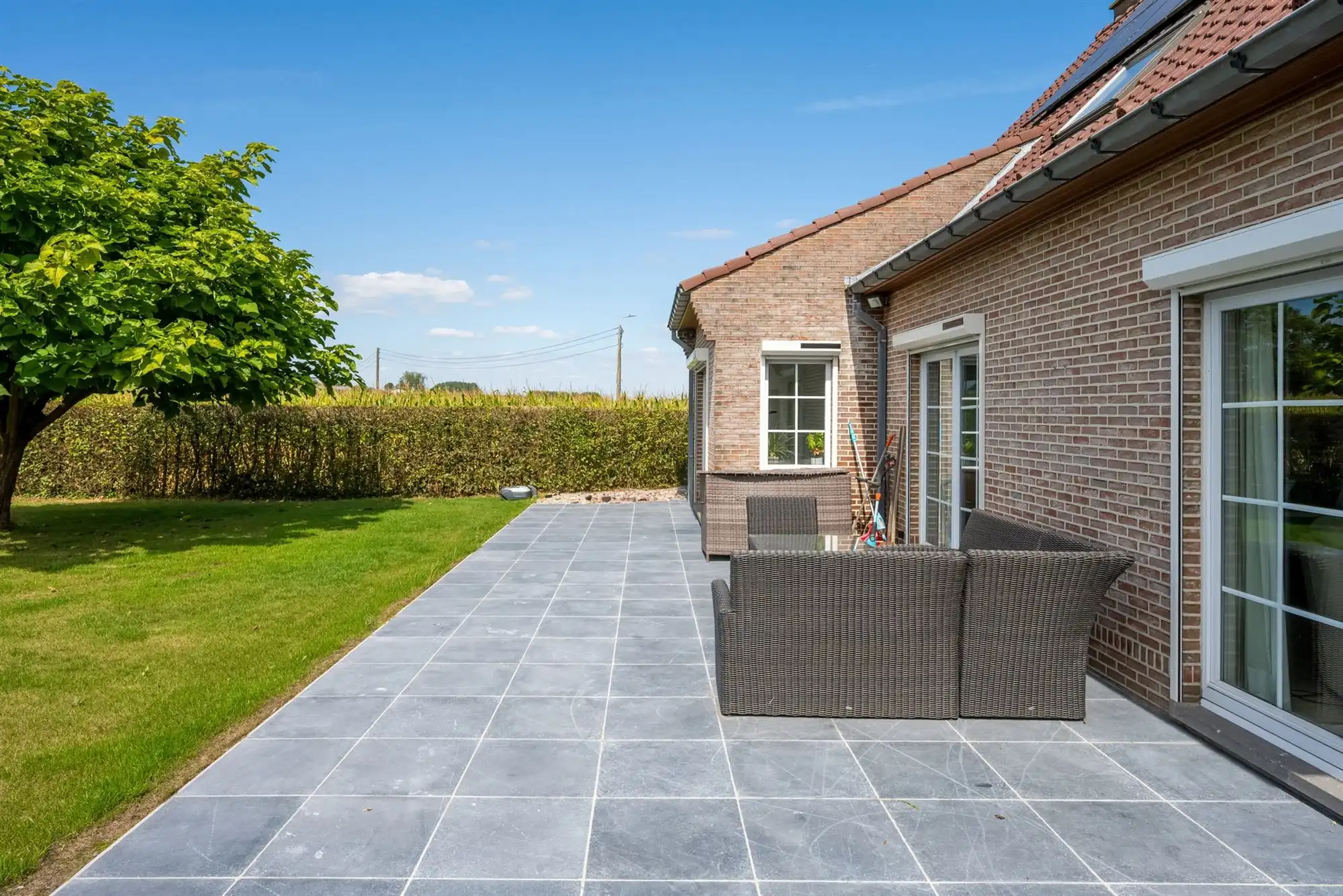 Ruime instapklare familiewoning in een groene en landelijke omgeving foto 24