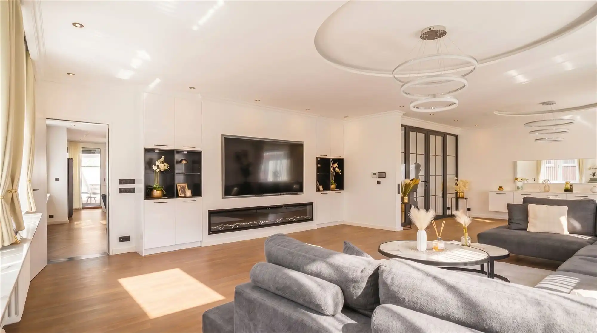 Prestigieuze woning met gelijkvloerse kangoeroewoning. foto 11