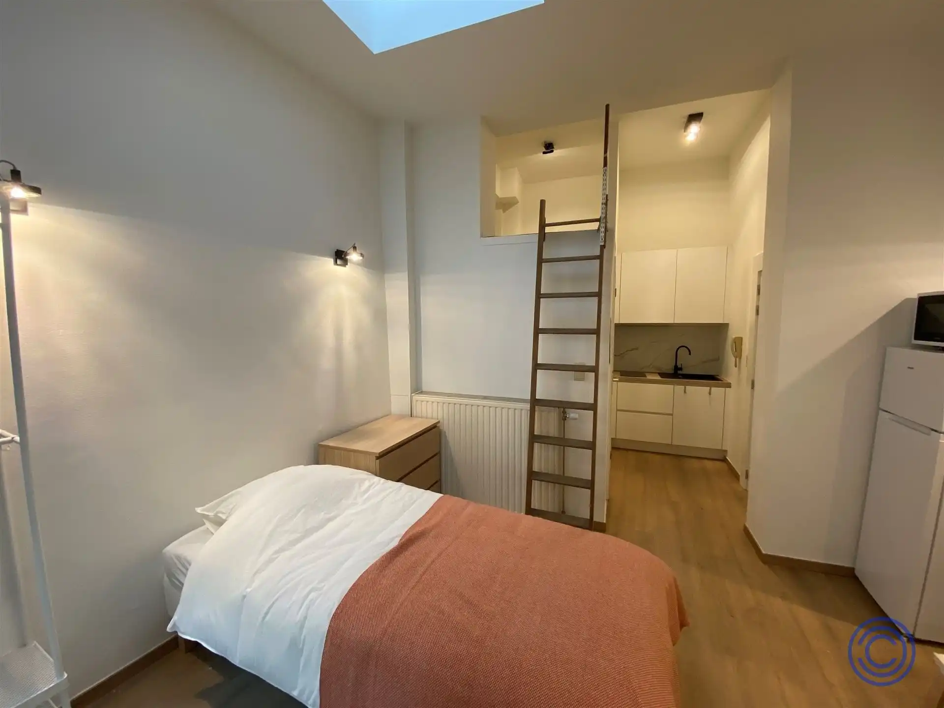 14 gerenoveerde wooneenheden op centrale ligging! foto 4