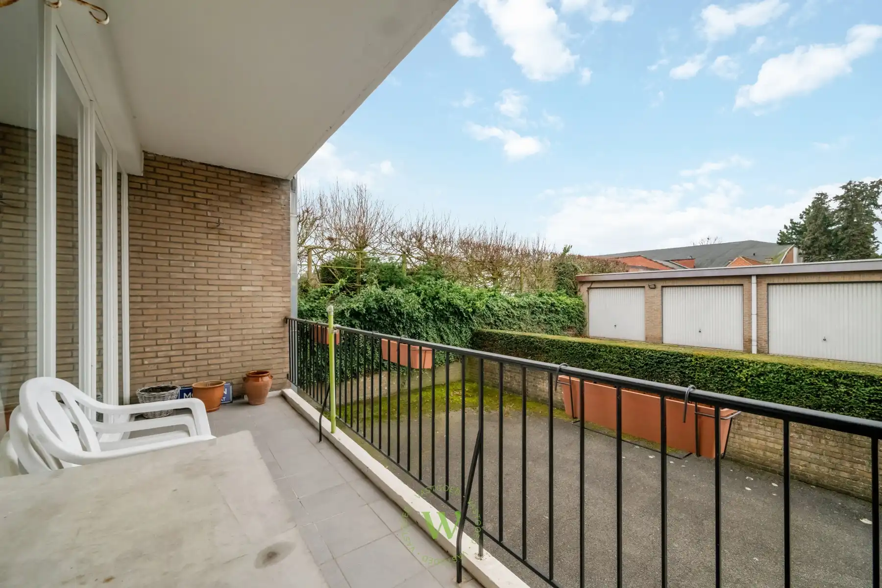 Lichtrijk 3-slaapkamerappartement met 2 garages en berging foto 15