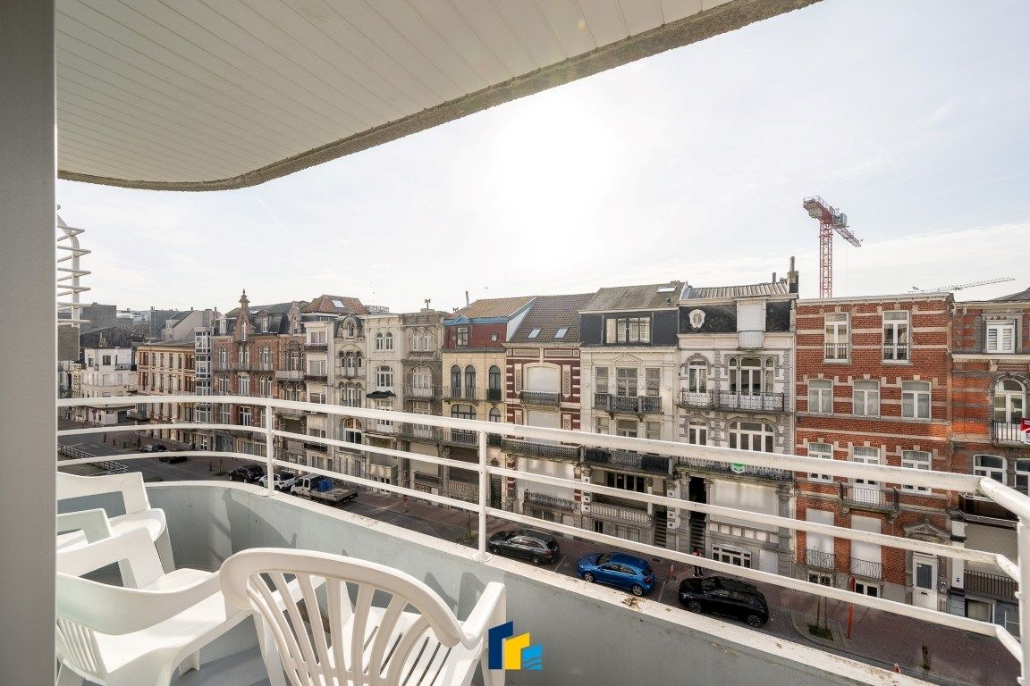 Zongericht instapklaar 2 slpkappartement aan zee foto 10