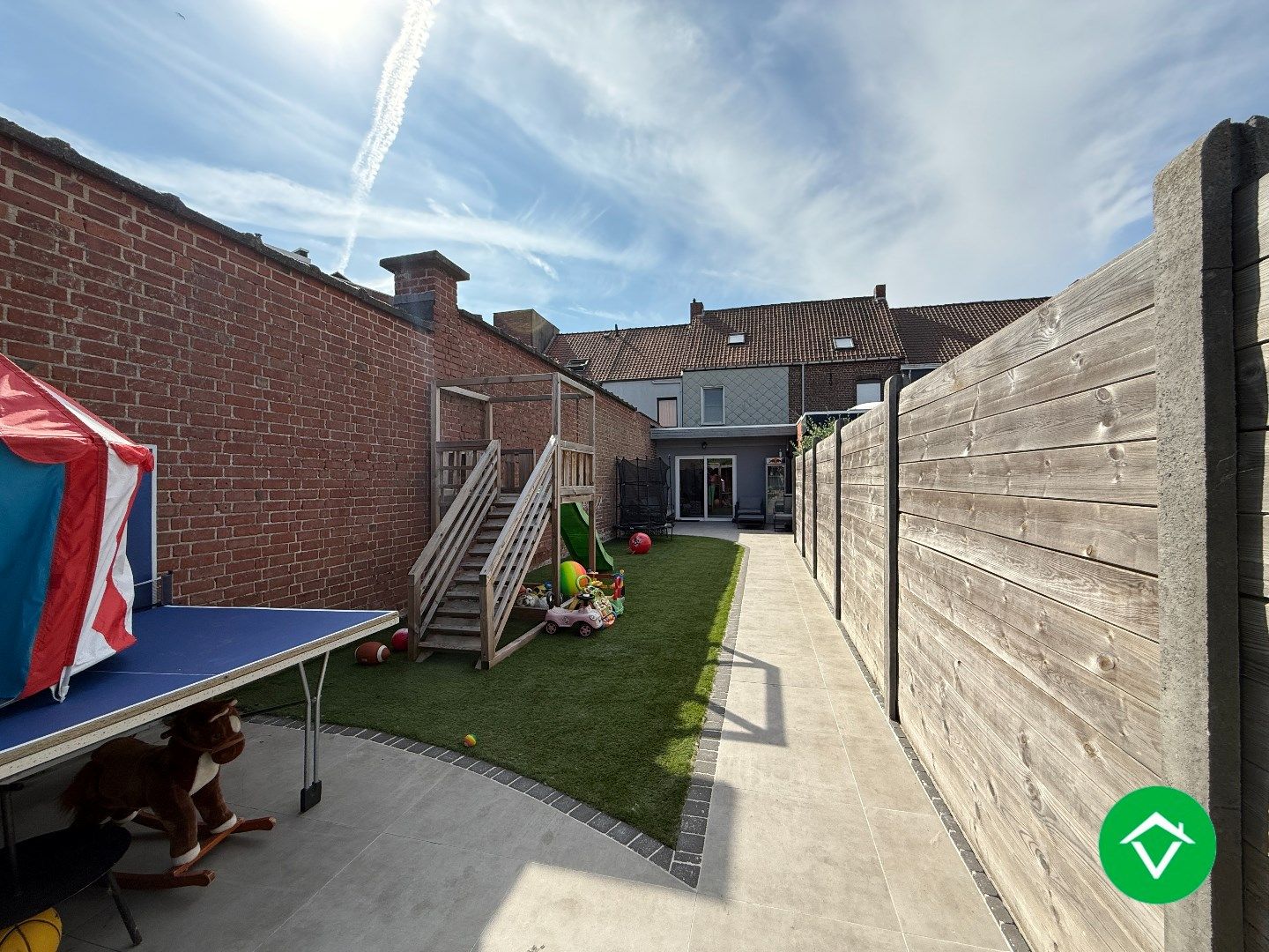 Prachtig gerenoveerde woning met 3 slaapkamers en tuin te Roeselare foto 10