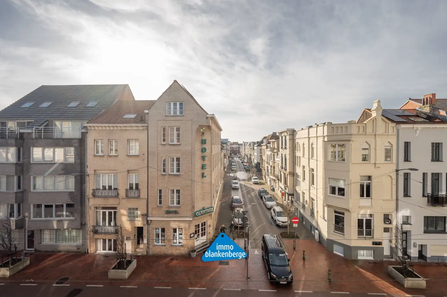 Ruim te renoveren duplex appartement in kleine Residentie foto 2