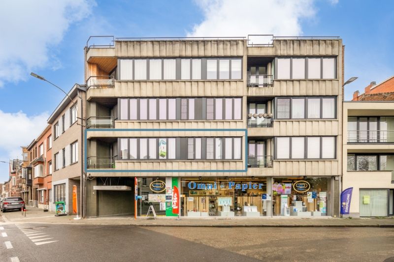 PRAKTISCH INGEDEELD APPARTEMENT VOORZIEN VAN 2 SLAAPKAMERS, VLAK AAN HET BRUISENDE CENTRUM GELEGEN. foto 15