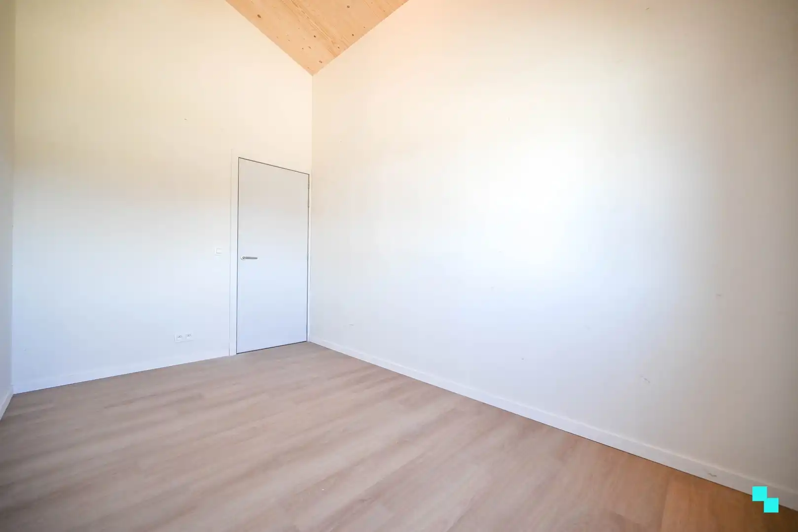 Halfopen nieuwbouwwoning in houtmassiefbouw foto 13