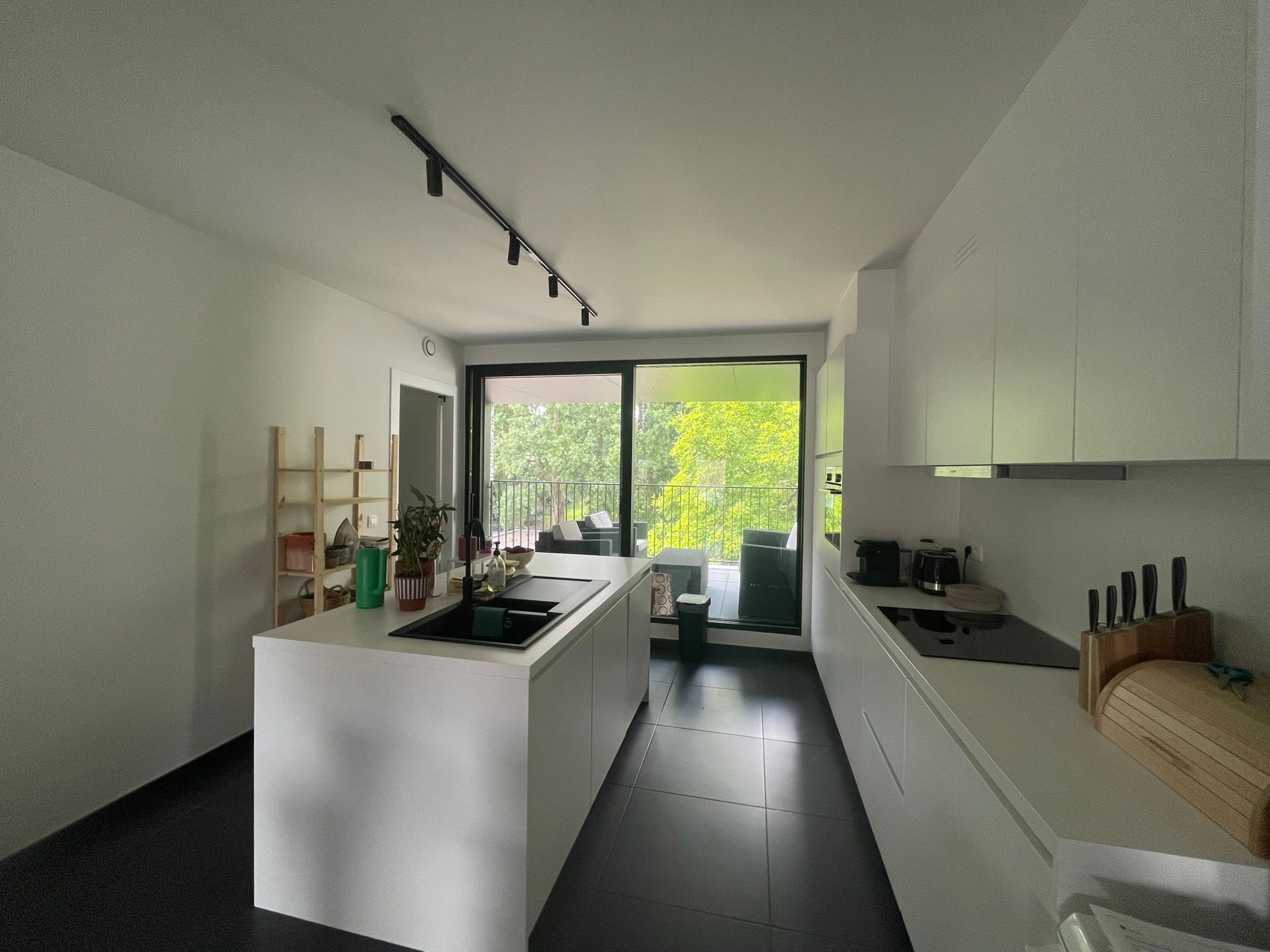 Recent duplexappartement te huur in centrum van Strombeek foto 5