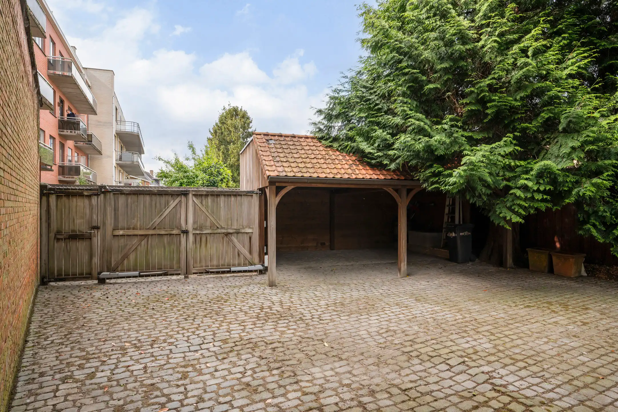 Charmant Authentiek Herenhuis in het centrum van Brasschaat! foto 19