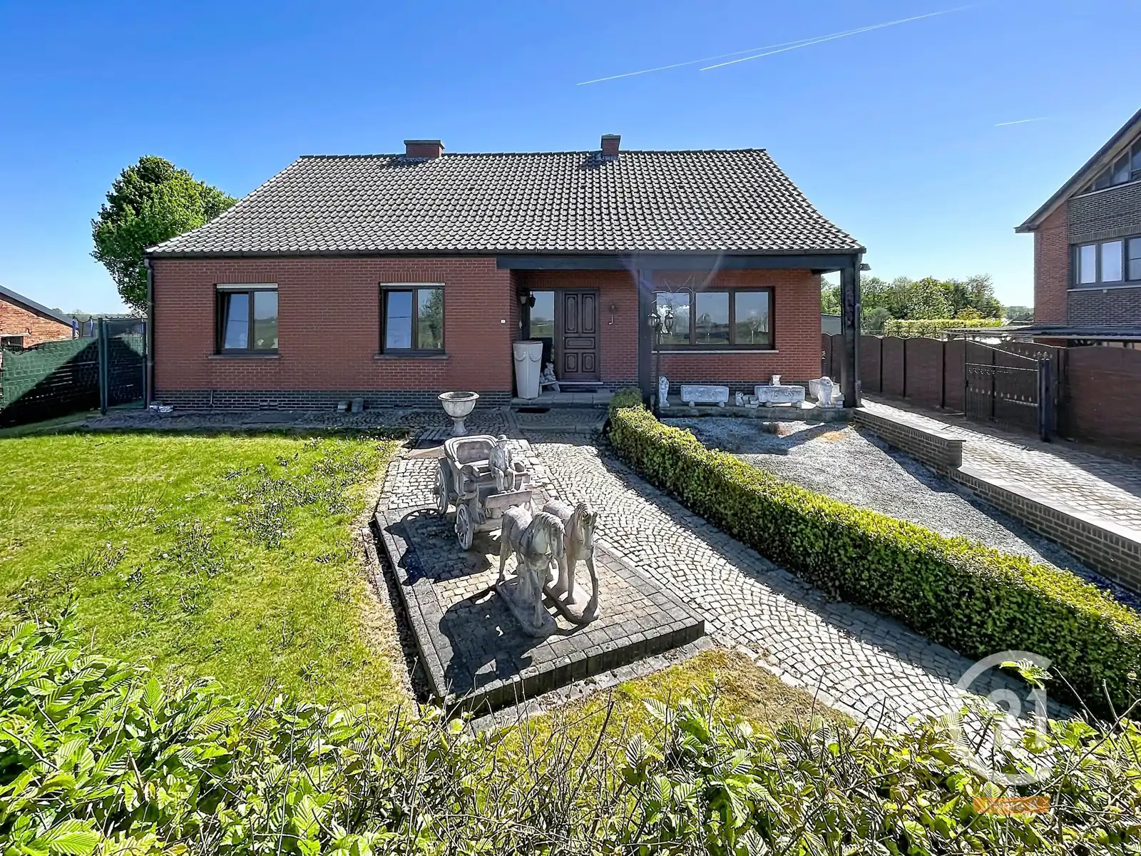 Ruime gelijkvloerse woning met opslag op perceel van 40a55ca foto 23