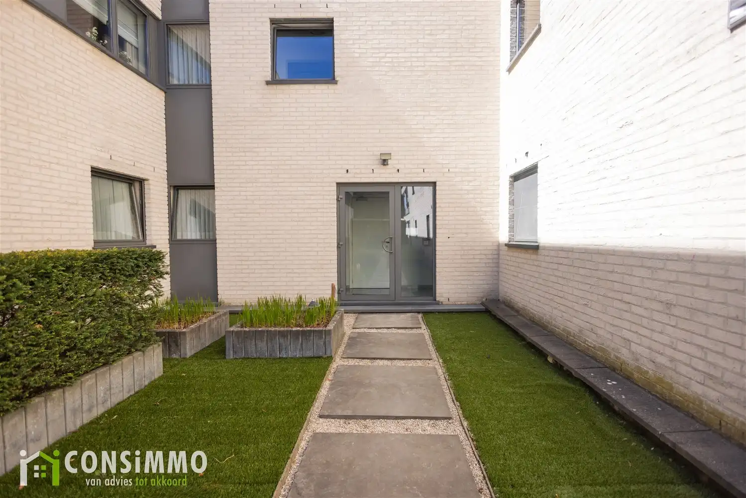 Ruim appartement met 3 slaapkamers en groot terras in Houthalen-Oost foto 5