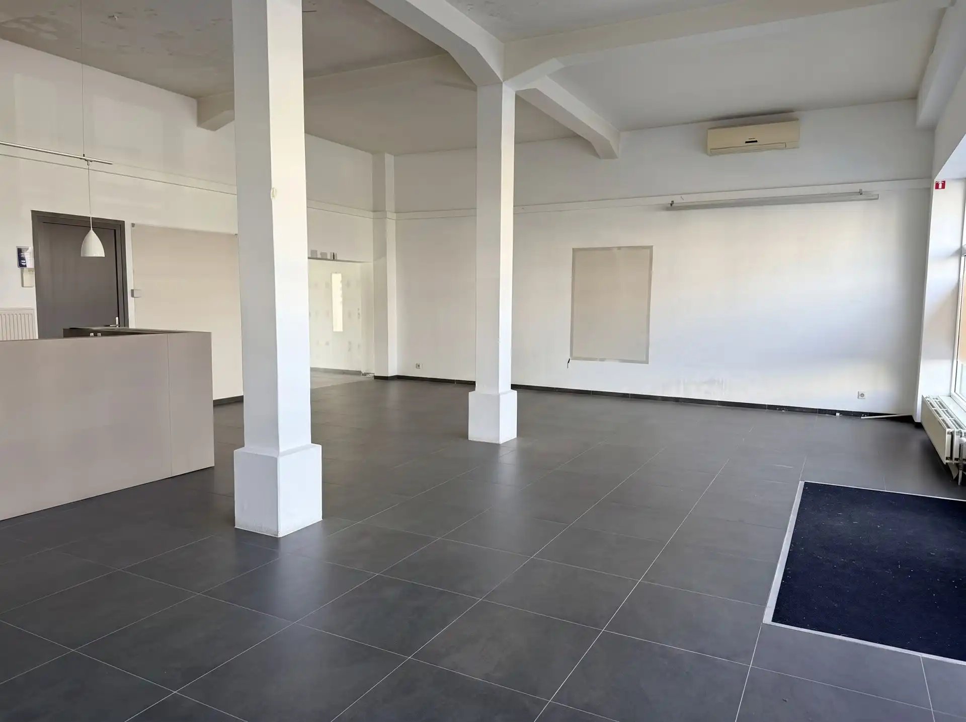 Winkelruimte + duplex appartement foto 6