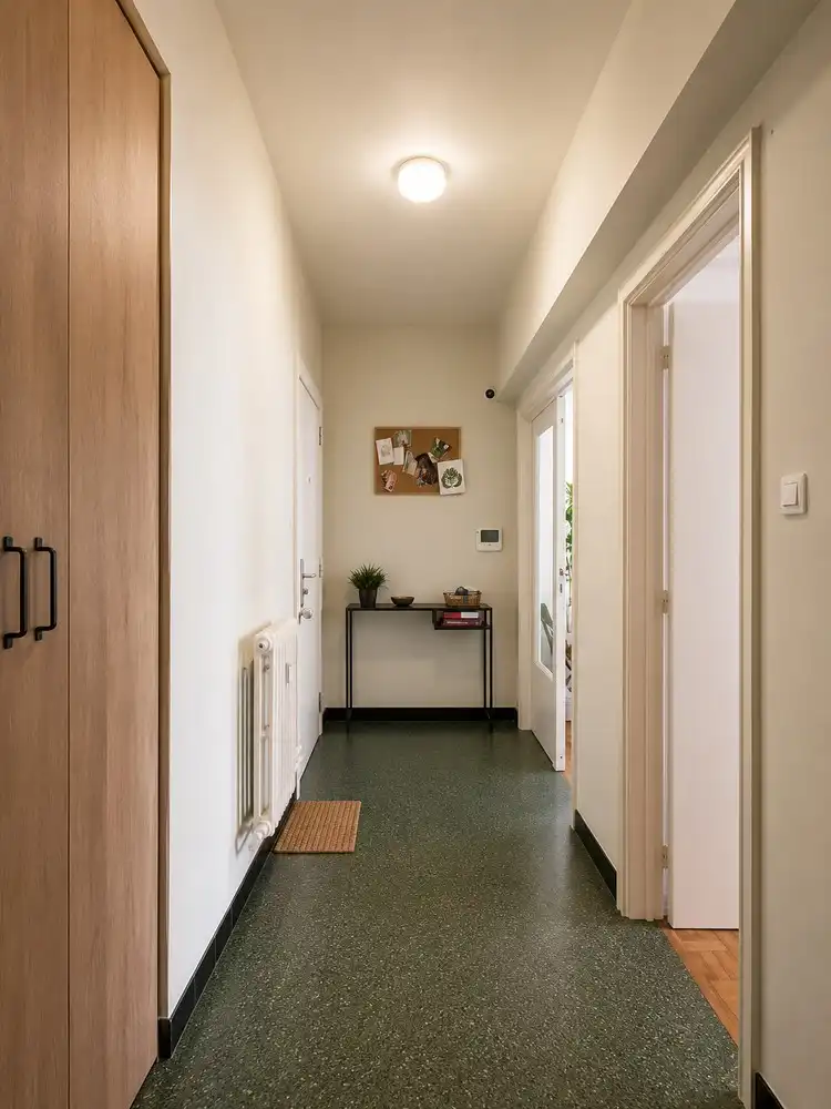 Energiezuinig twee slaapkamer appartement met mooi zicht over het Zuidpark foto 7