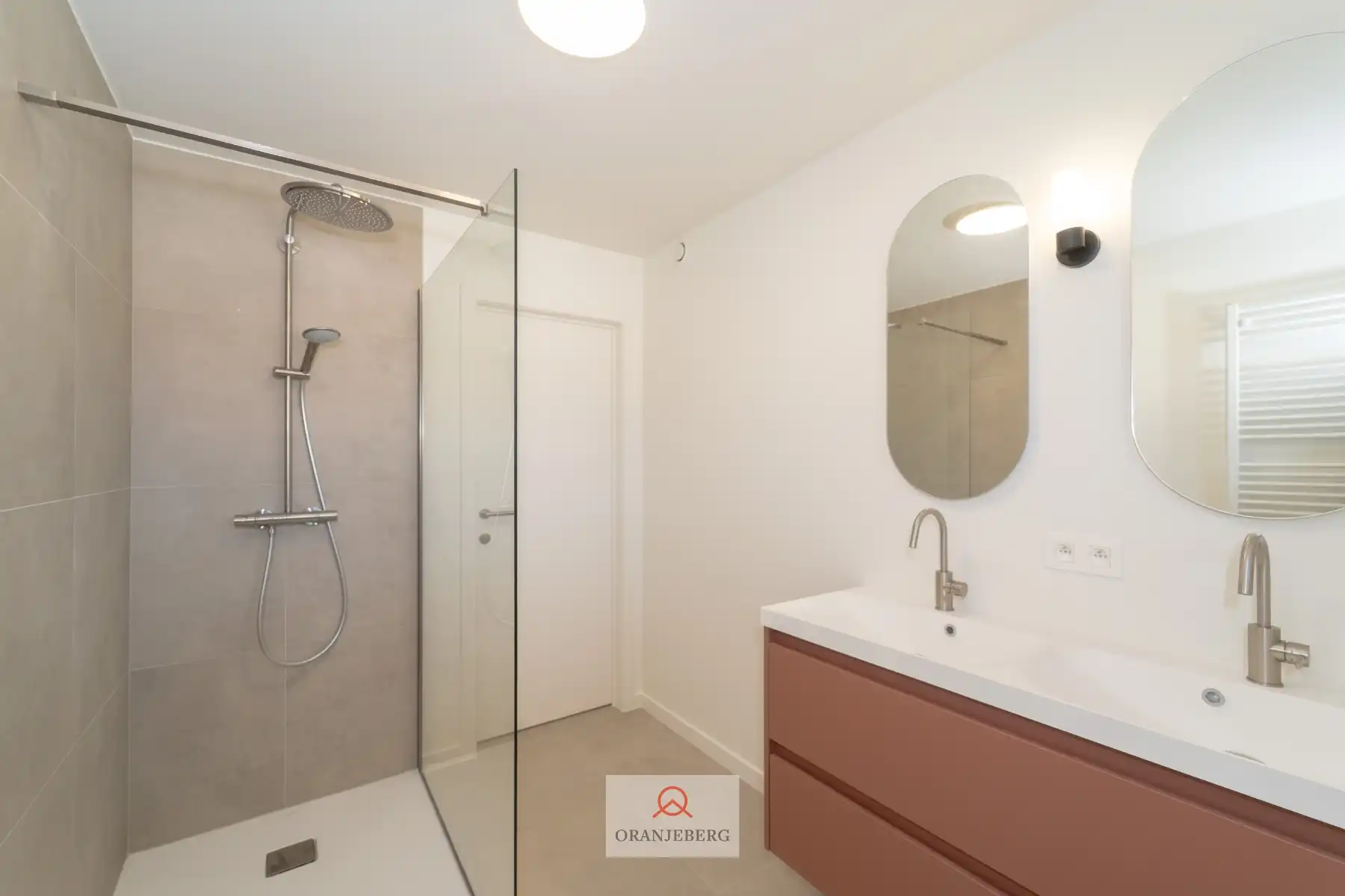 Gerenoveerd 2 slpk appartement met terras te Destelbergen foto 25