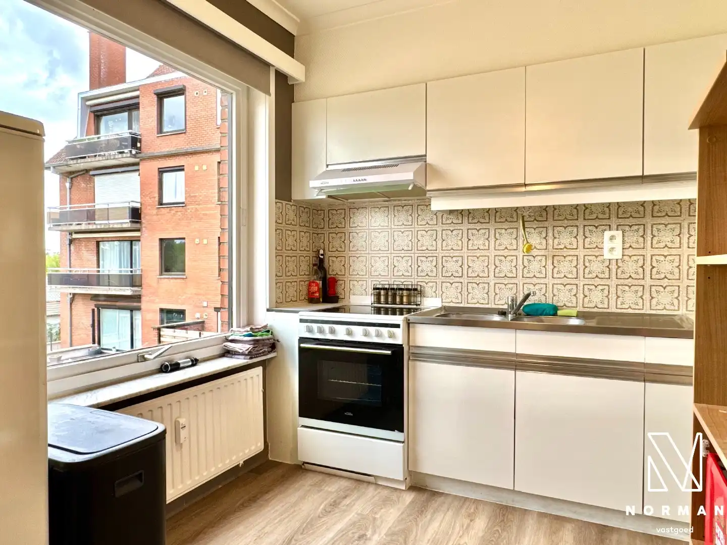 Instapklaar, energiezuinig 2-slaapkamer appartement inclusief ondergrondse autostaanplaats en terras te koop in Kuurne! foto 10