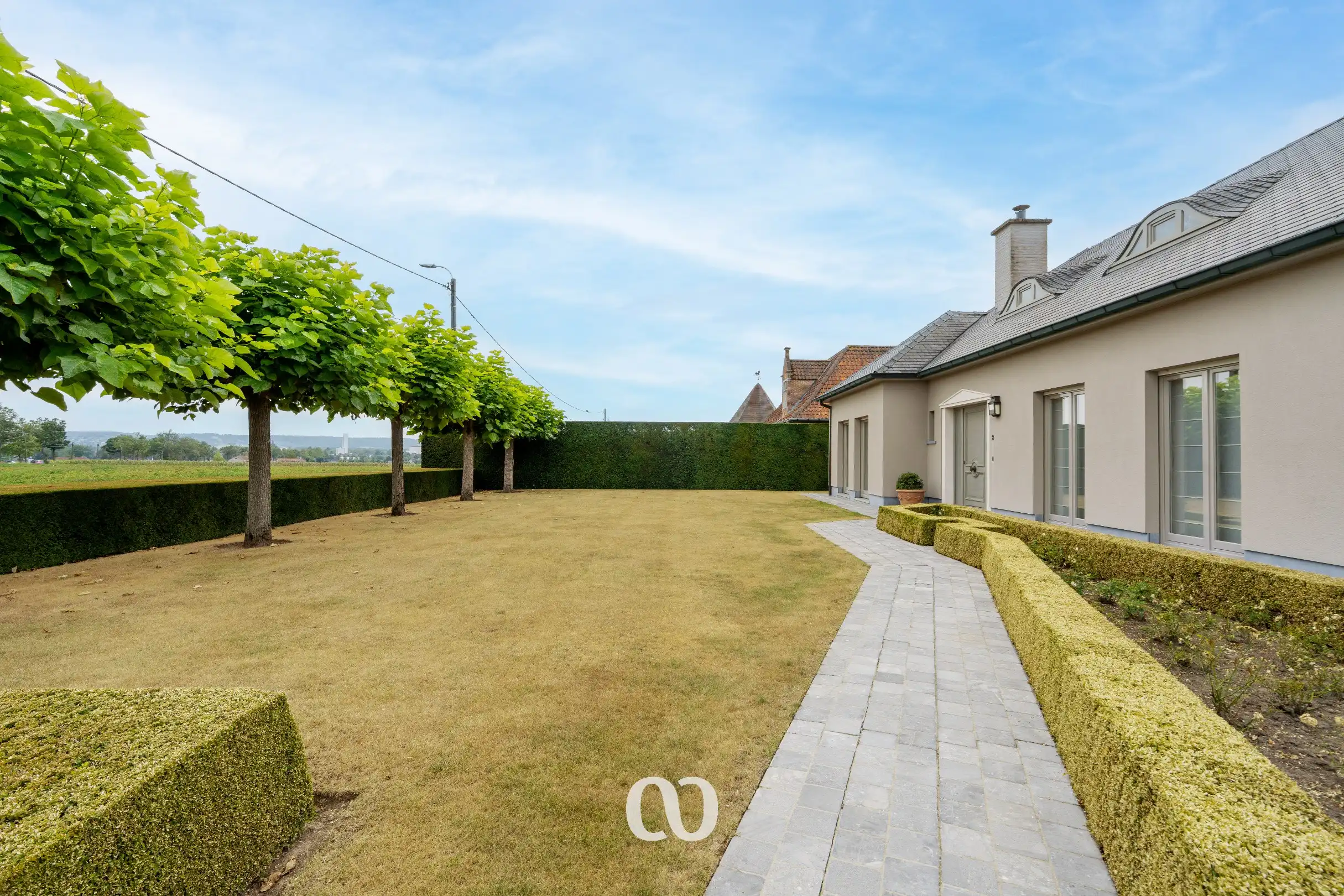 Prachtig onderhouden villa op meer dan 2.000 m² in Kaster foto 4