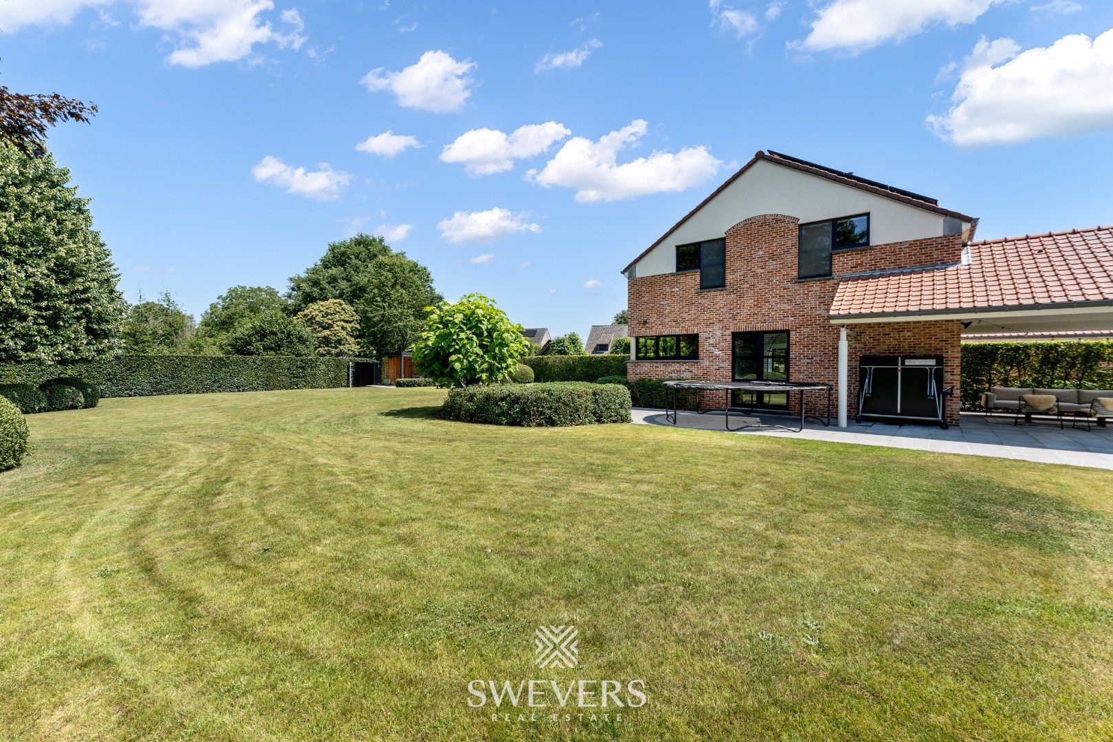 Ruime luxueuze villa met zwembad op prachtig perceel in residentiële wijk Kayenberg foto 41