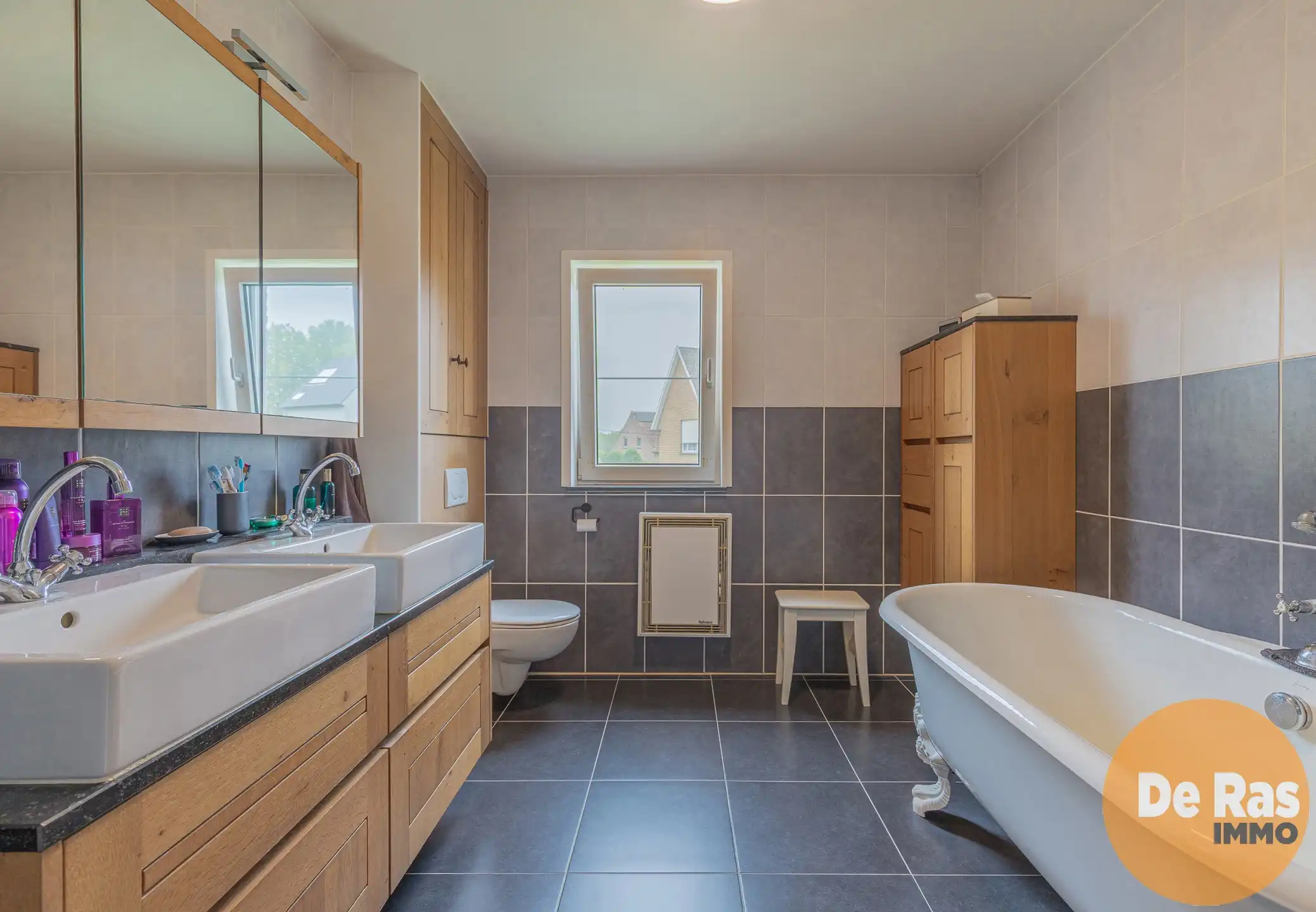 HERZELE- Degelijke open bebouwing met verrassend veel ruimte foto 16