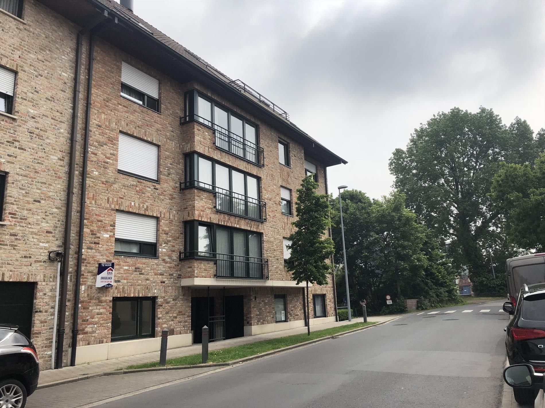 Gelijkvloers appartement met 1 slpk en terras foto {{pictureIndex}}