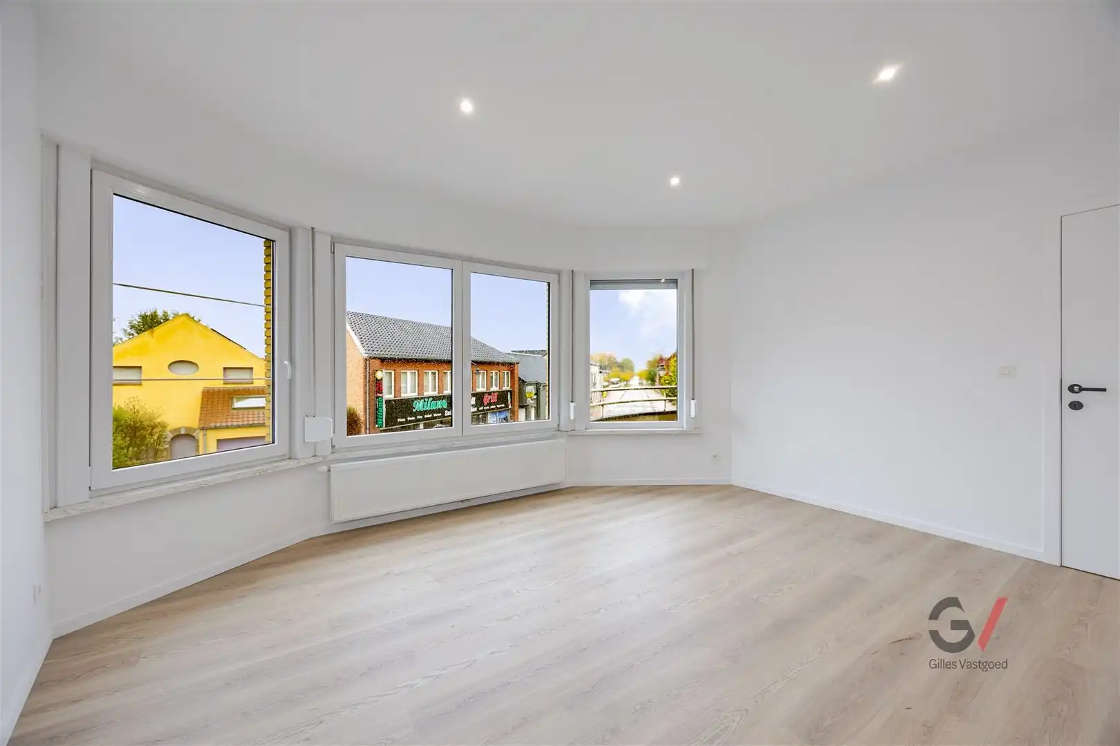 Gerenoveerde woning foto 13