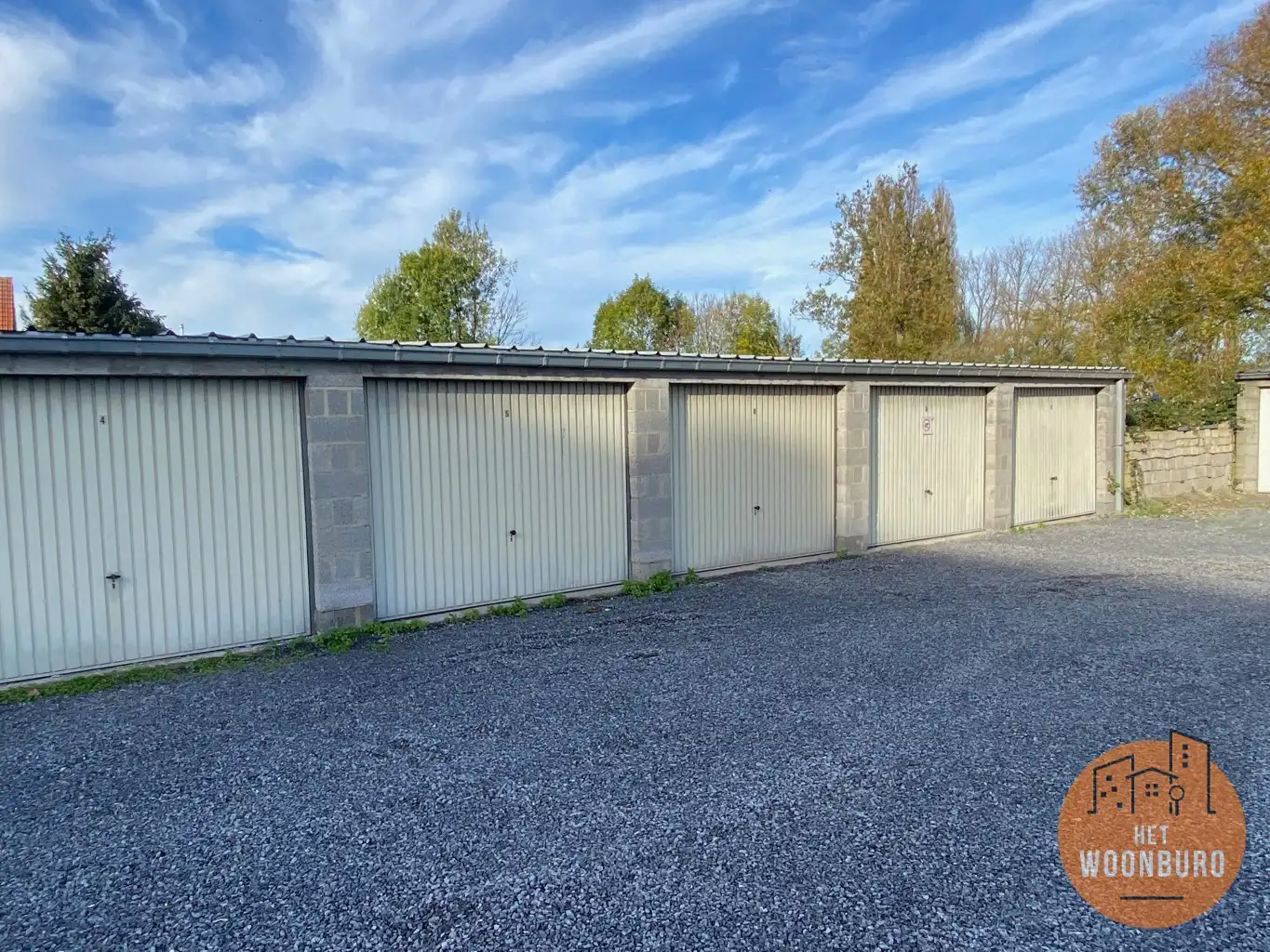 Garagebox nr. 5 foto {{pictureIndex}}