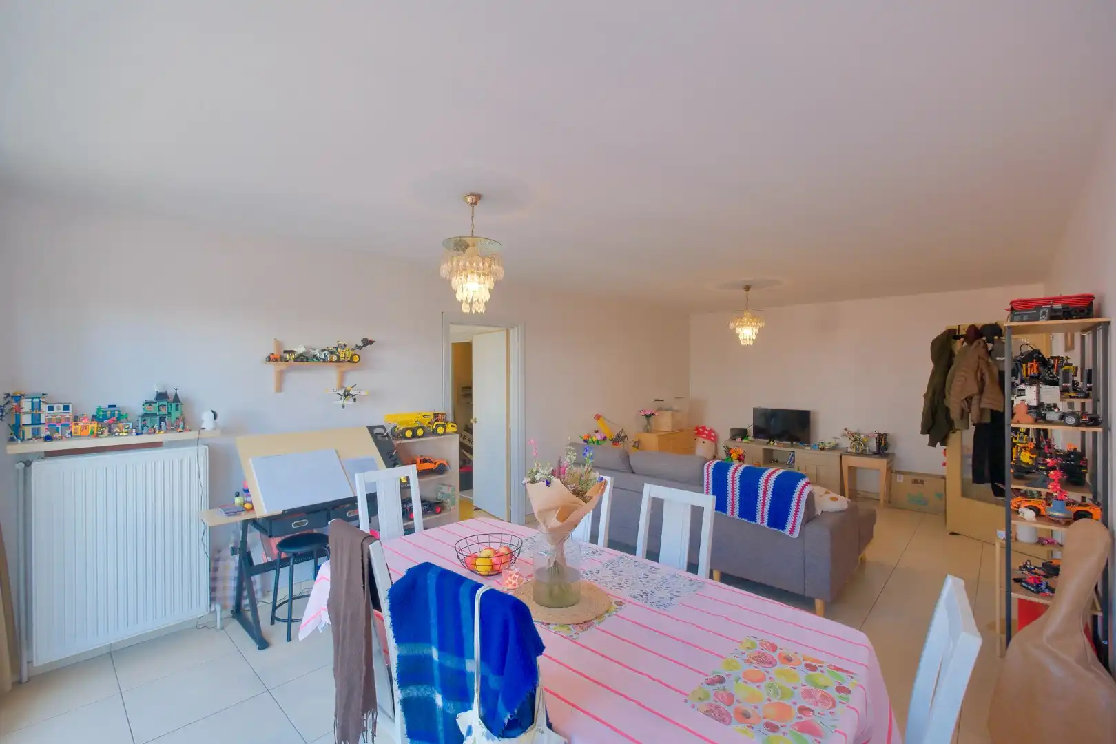 Roeselare – Gezellig appartement met 2 slpks nabij het centrum! foto 4