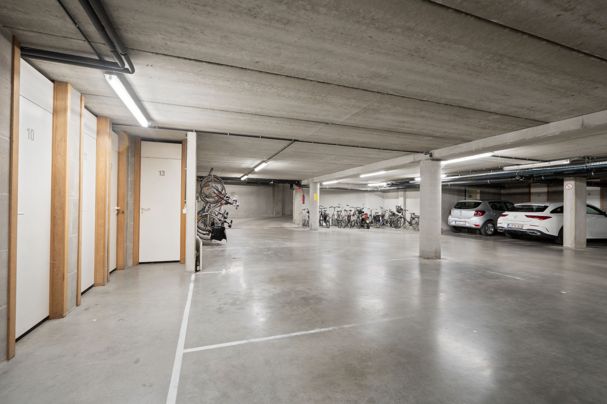 Instapklaar appartement in Deerlijk-centrum met zicht op groen foto 12