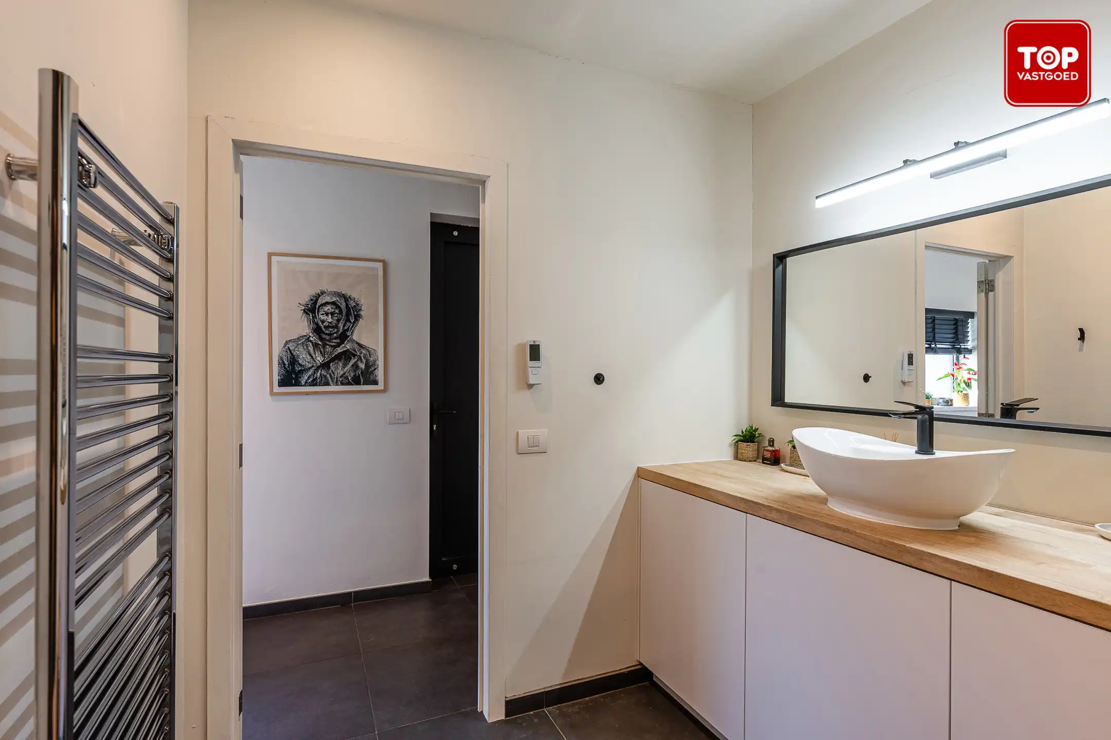 Prachtig gerenoveerde woning met 3 slaapkamers. foto 10