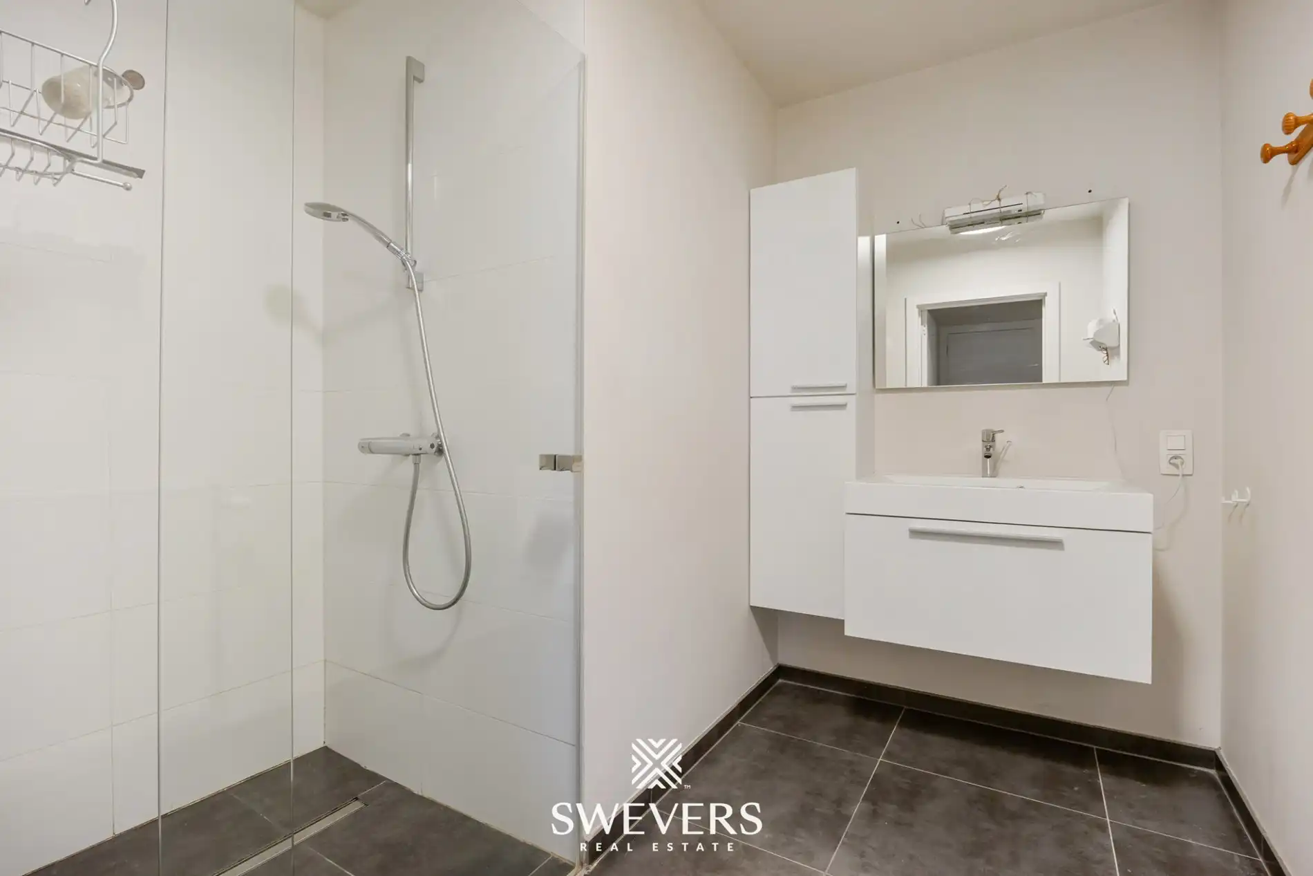 Gelijkvloers appartement met twee slaapkamers en bouwgrond te Herk-de-Stad  foto 12