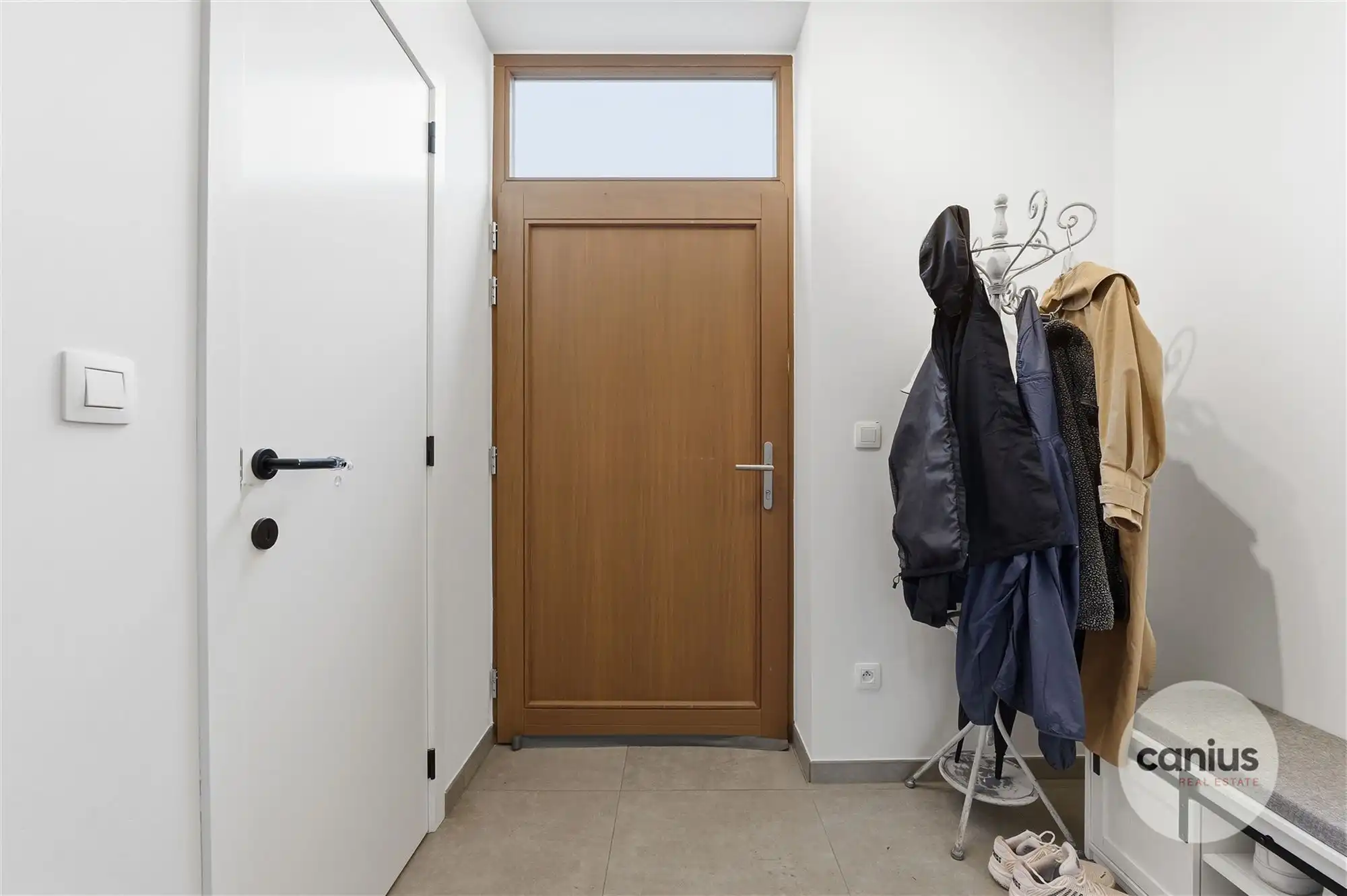 HEDENDAAGSE WONING NABIJ HET CENTRUM foto 2