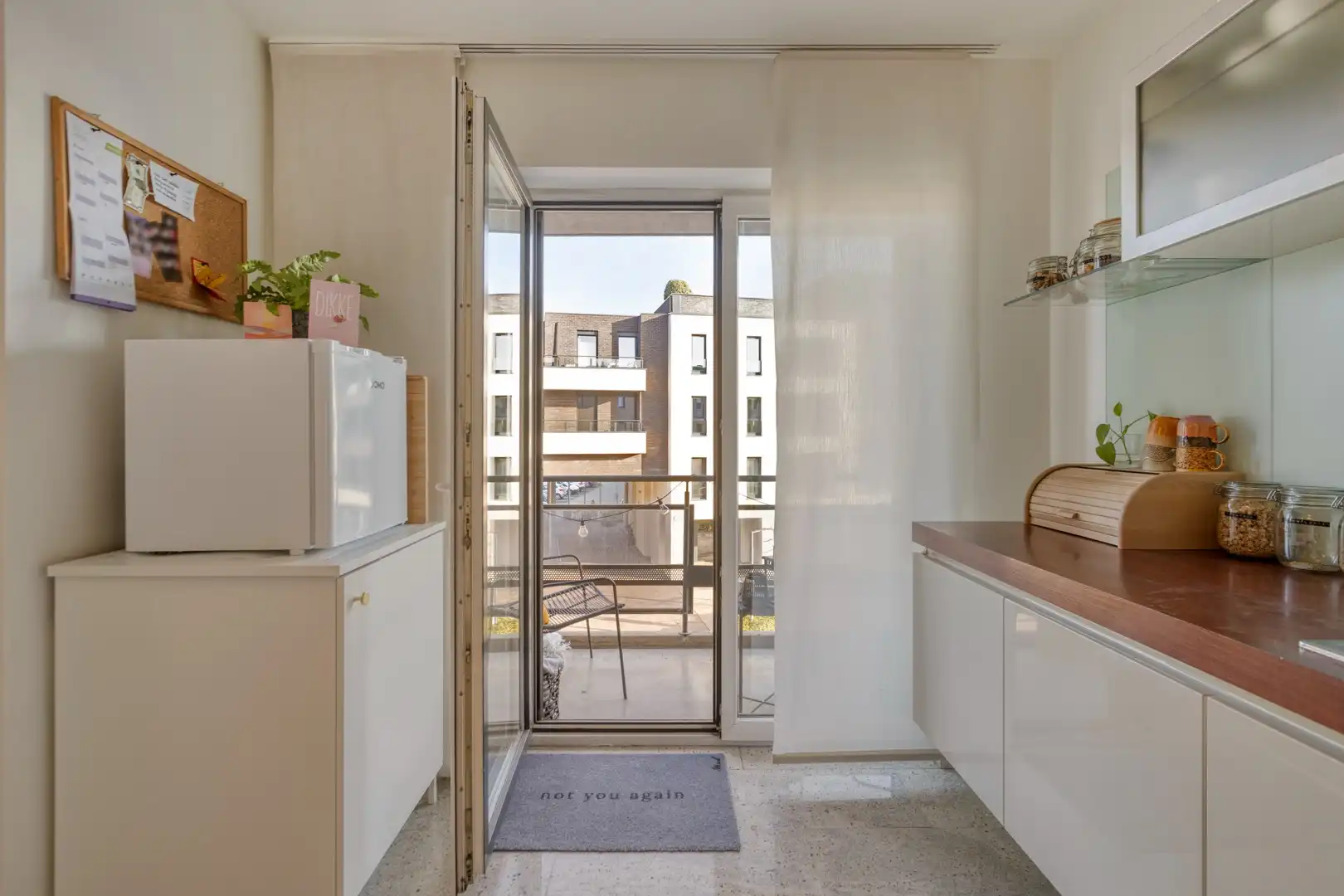 Karaktervol en instapklaar appartement met 2 slaapkamers, terras én garage in het centrum van Zutendaal. foto 29