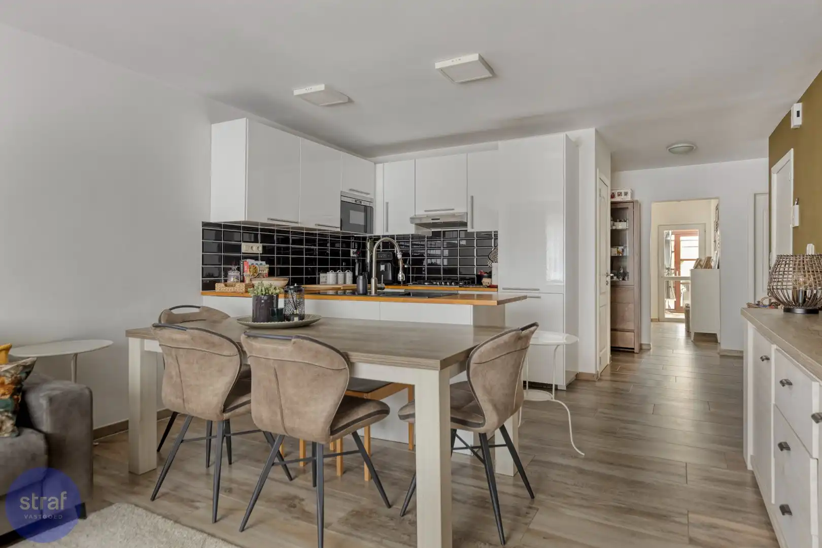 Appartement met tuin, 3 slaapkamers en garage – interessante investeringsopportuniteit foto 3