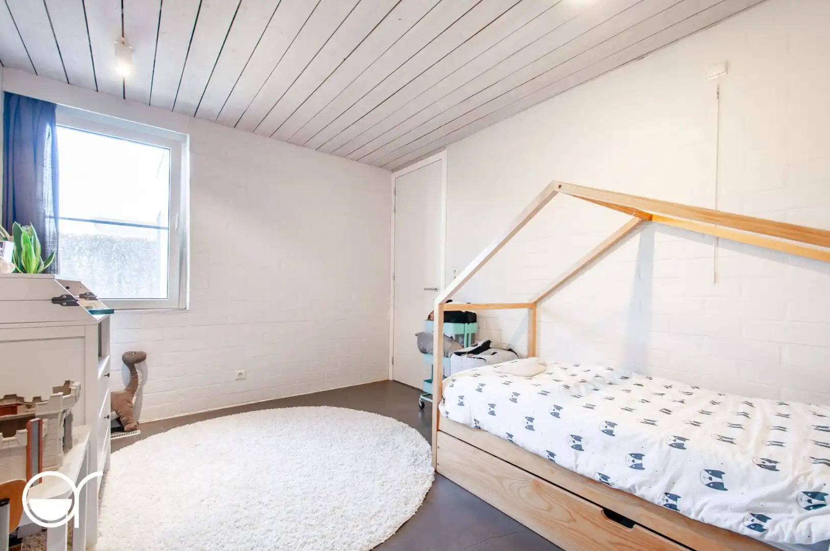 Architectenwoning met 3 slaapkamers  gelegen in een residentiële wijk in Lovendegem. foto 27