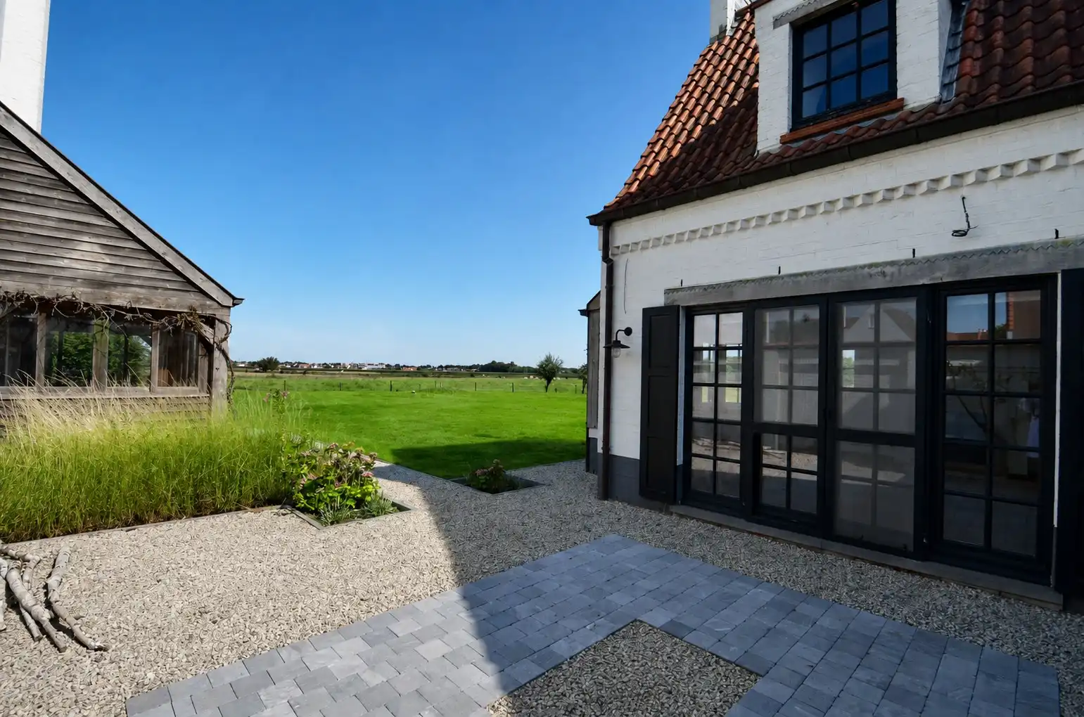 Tijdloze villa met uitzonderlijke vergezichten op een residentiële locatie. foto 18
