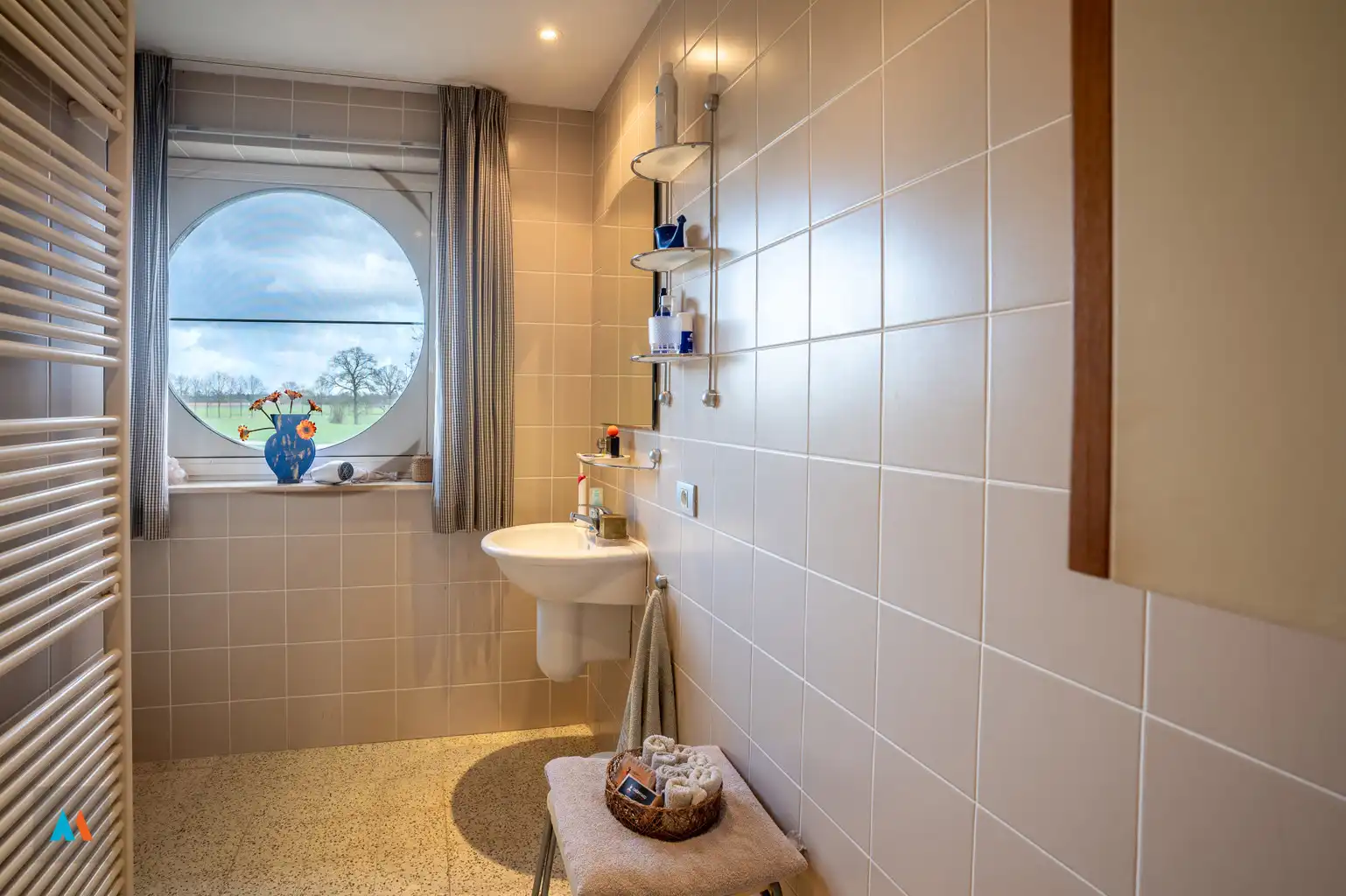 Unieke landbouwlocatie met bedrijfswoning en loods foto 18