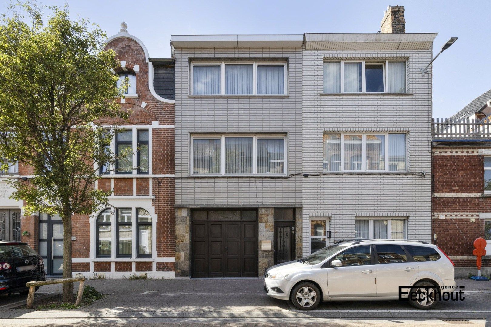 Zeer ruime woning met veel potentieel! foto 2