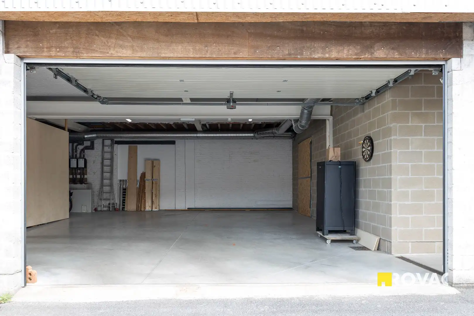 Stijlvolle en instapklare kantoorruimtes met binnentuin in centrum Izegem foto 28